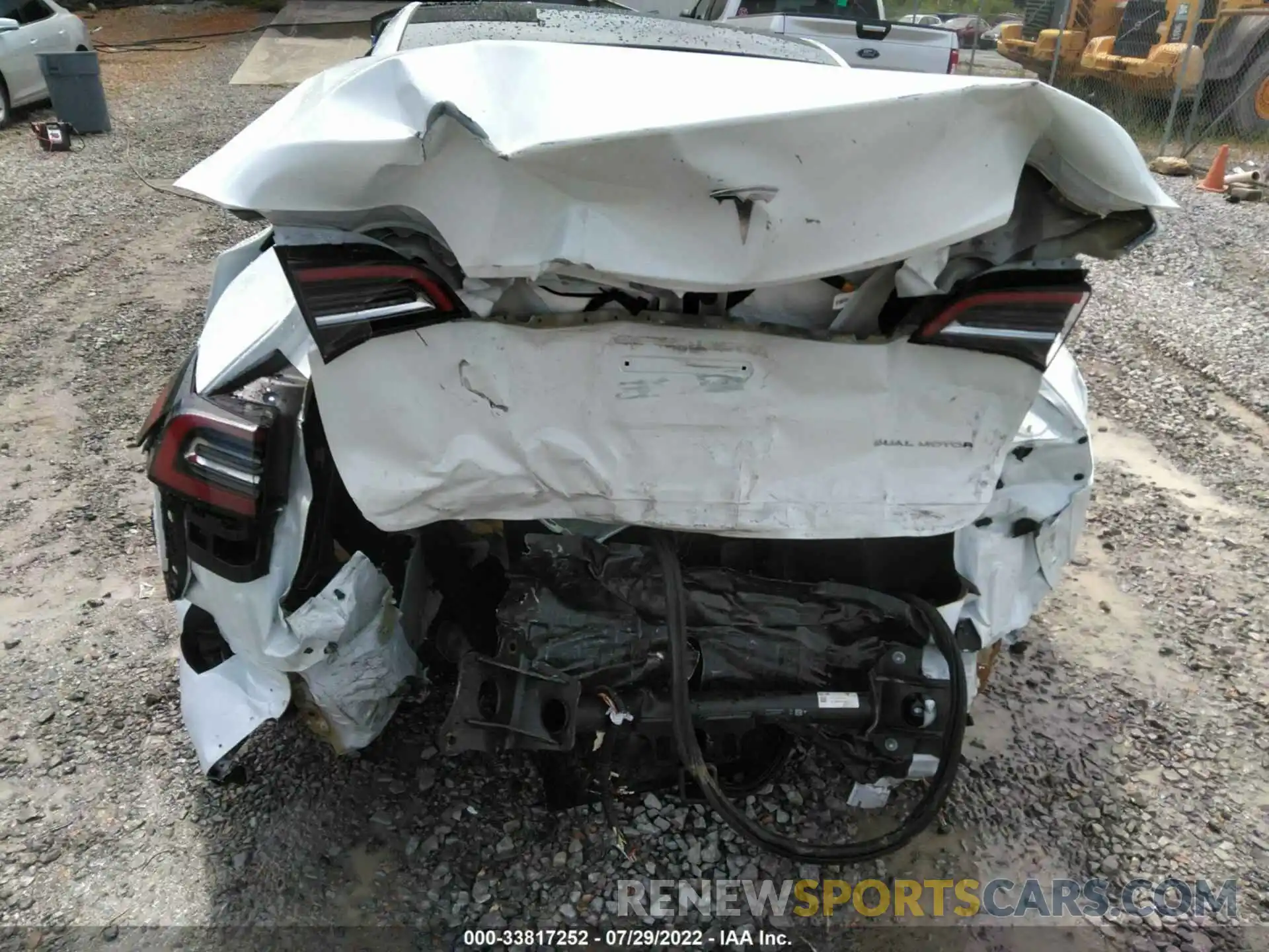 6 Photograph of a damaged car 5YJYGDEE5MF285635 TESLA MODEL Y 2021