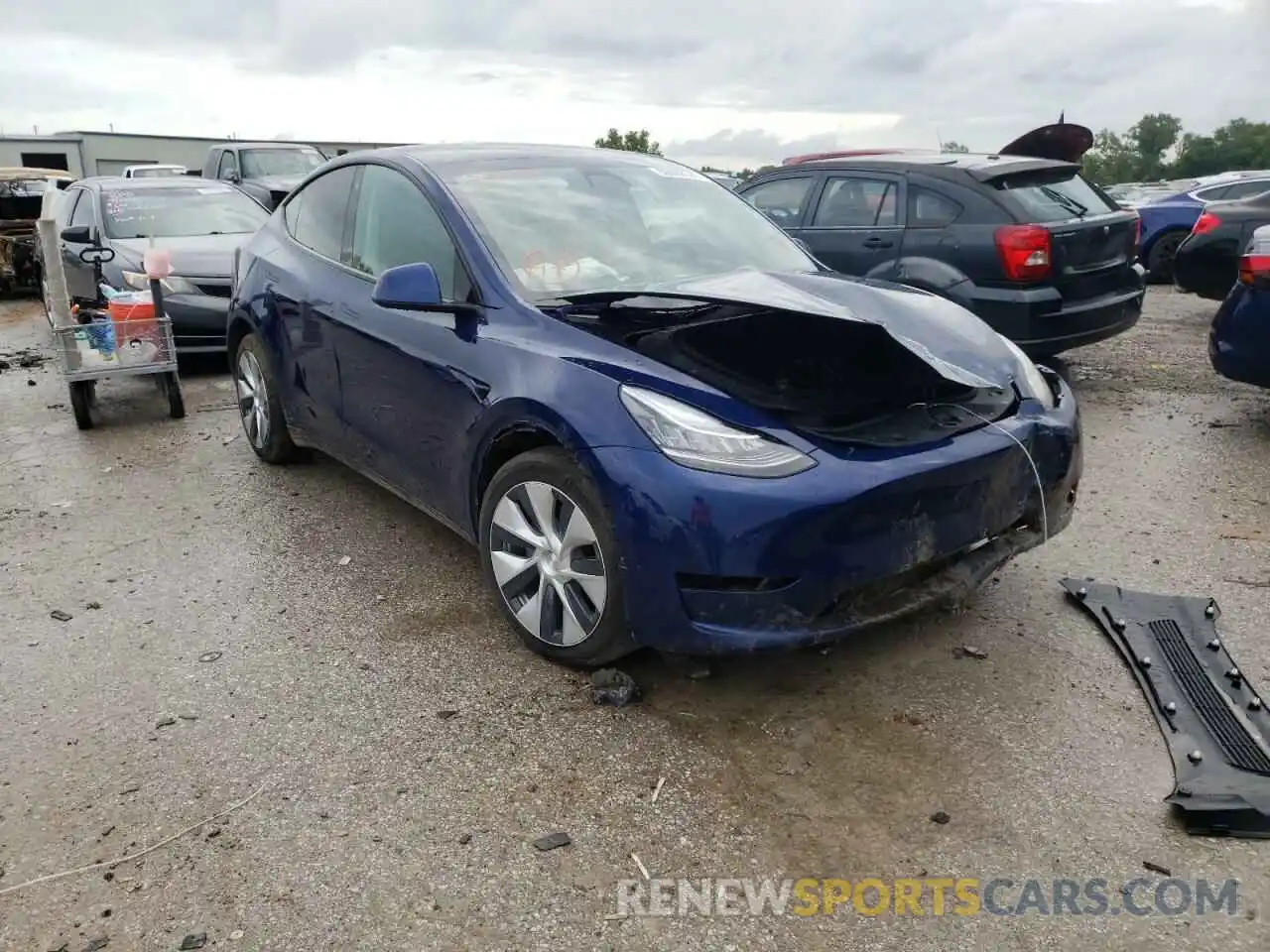 1 Photograph of a damaged car 5YJYGDEE5MF305835 TESLA MODEL Y 2021