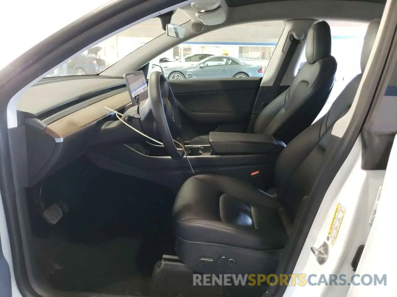 7 Photograph of a damaged car 5YJYGDEE6MF065212 TESLA MODEL Y 2021