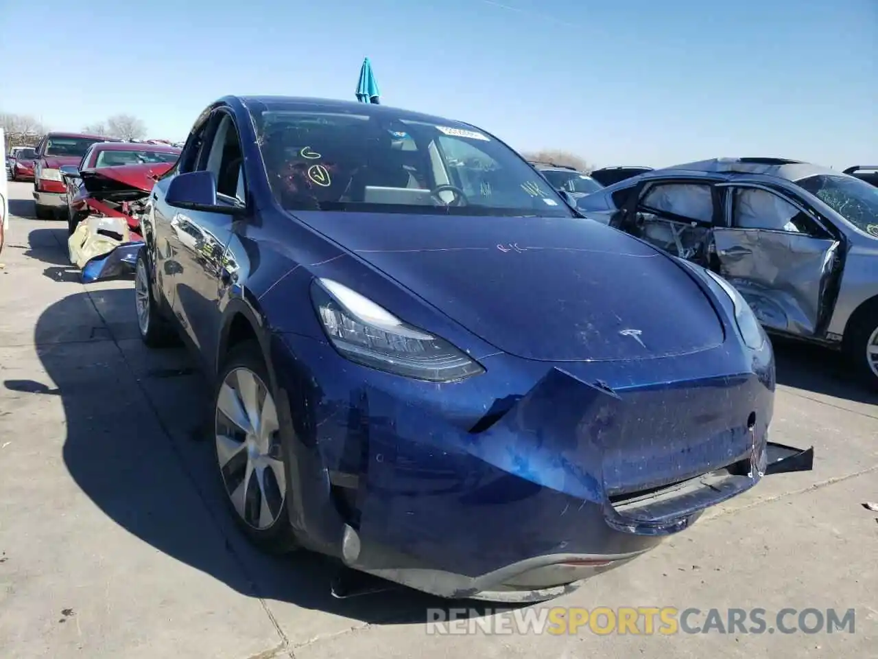 1 Photograph of a damaged car 5YJYGDEE6MF065789 TESLA MODEL Y 2021