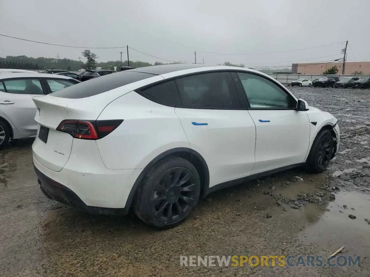 3 Photograph of a damaged car 5YJYGDEE6MF068126 TESLA MODEL Y 2021