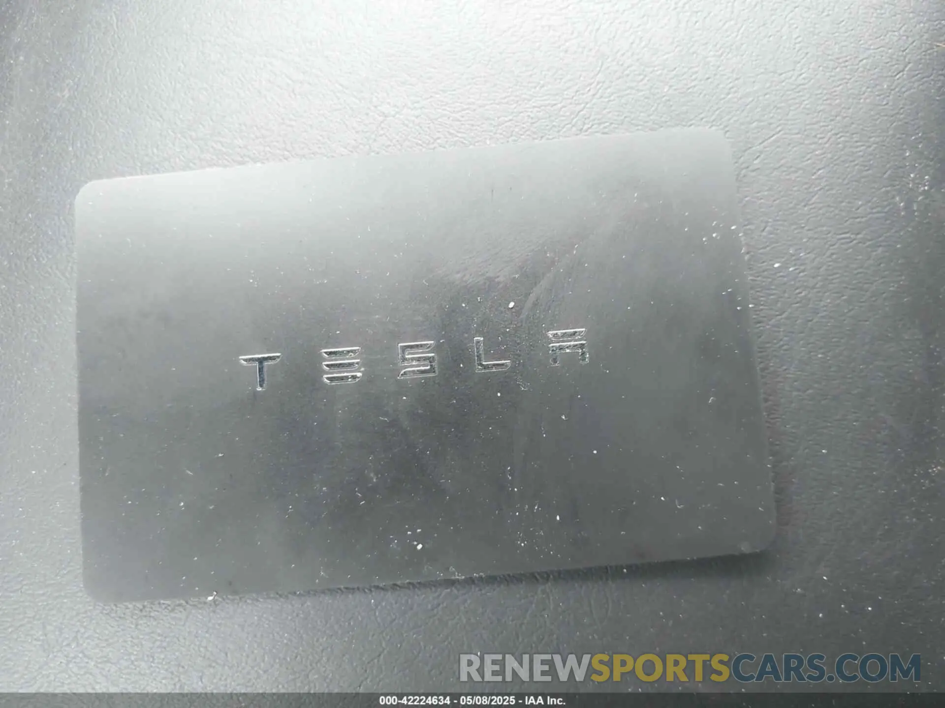 11 Photograph of a damaged car 5YJYGDEE6MF070068 TESLA MODEL Y 2021