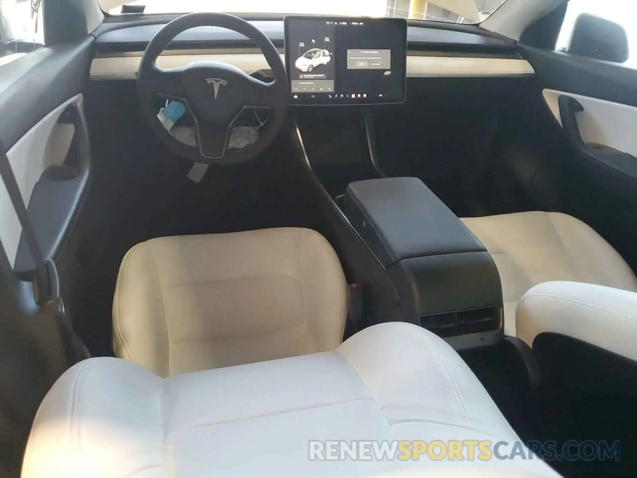 8 Photograph of a damaged car 5YJYGDEE6MF072824 TESLA MODEL Y 2021