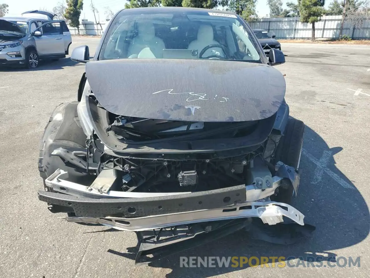 5 Photograph of a damaged car 5YJYGDEE6MF073360 TESLA MODEL Y 2021