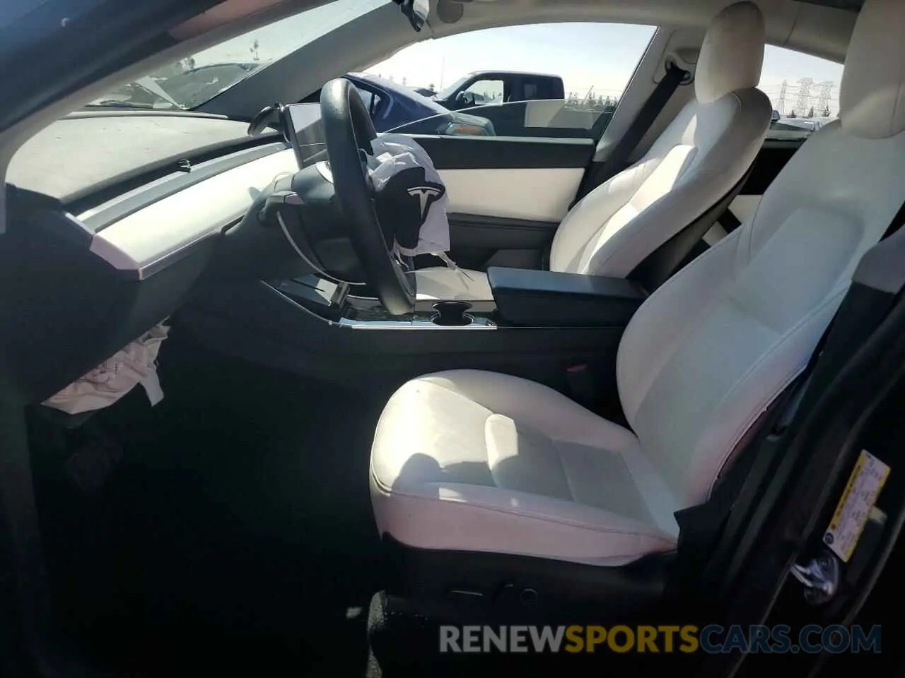 7 Photograph of a damaged car 5YJYGDEE6MF073360 TESLA MODEL Y 2021
