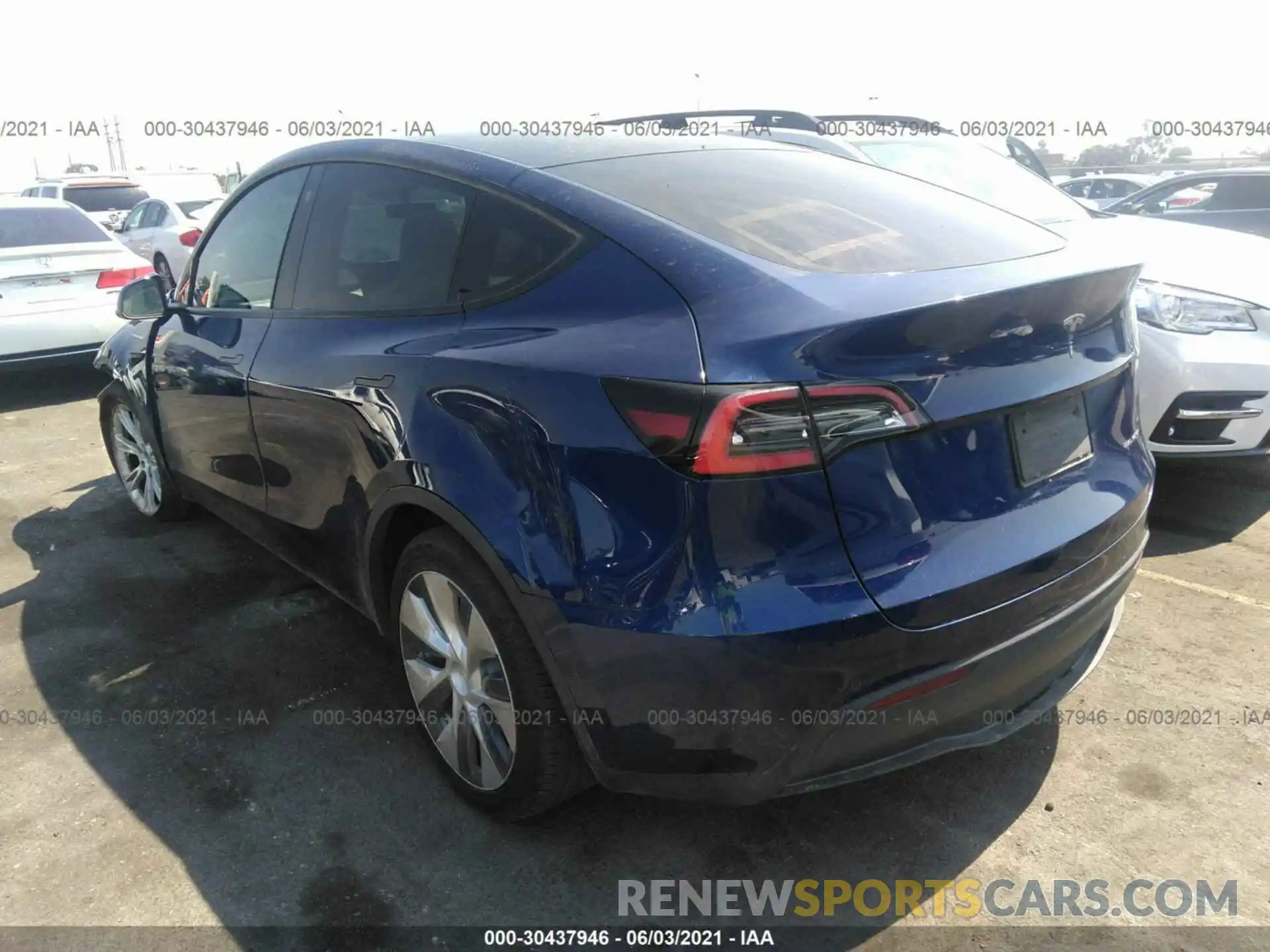 3 Photograph of a damaged car 5YJYGDEE6MF075349 TESLA MODEL Y 2021