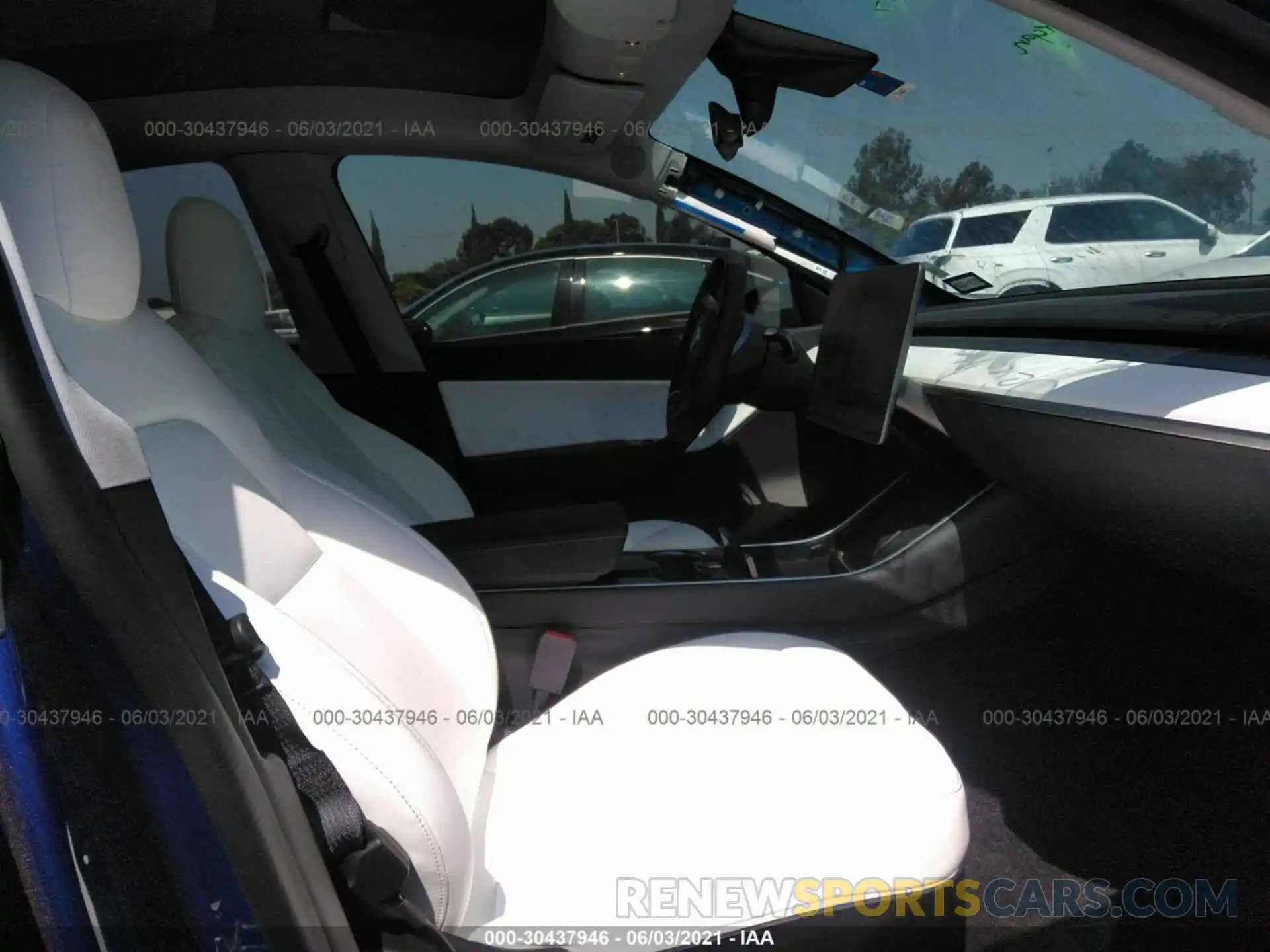 5 Photograph of a damaged car 5YJYGDEE6MF075349 TESLA MODEL Y 2021