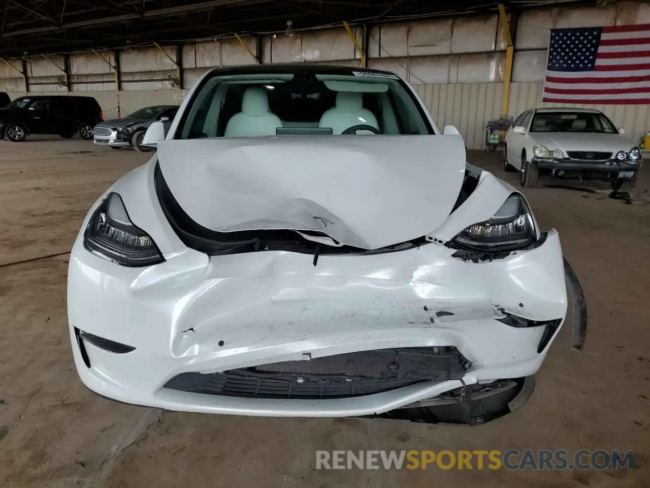 5 Photograph of a damaged car 5YJYGDEE6MF075819 TESLA MODEL Y 2021