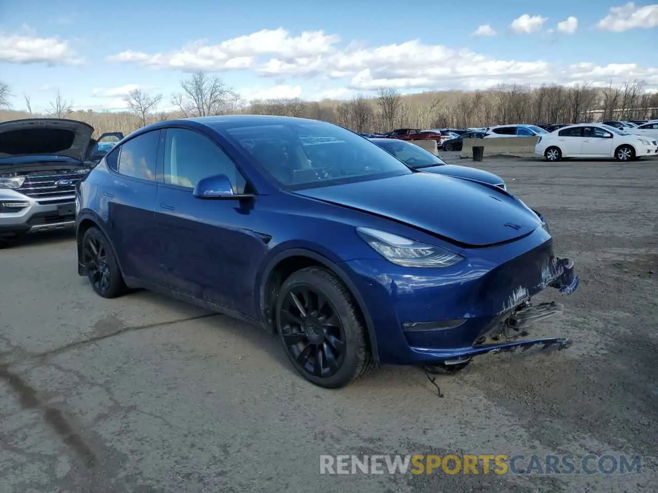 4 Photograph of a damaged car 5YJYGDEE6MF076873 TESLA MODEL Y 2021