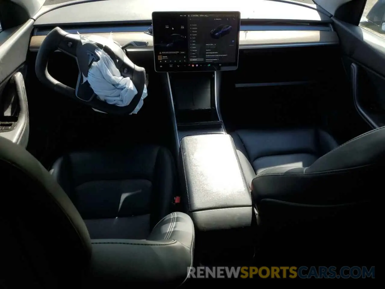 8 Photograph of a damaged car 5YJYGDEE6MF076873 TESLA MODEL Y 2021