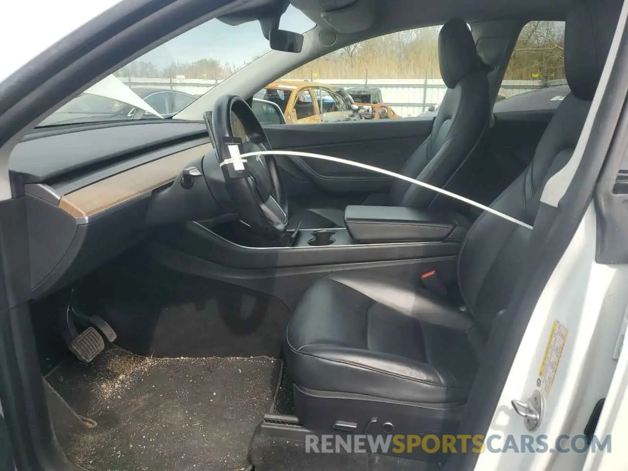 7 Photograph of a damaged car 5YJYGDEE6MF077764 TESLA MODEL Y 2021