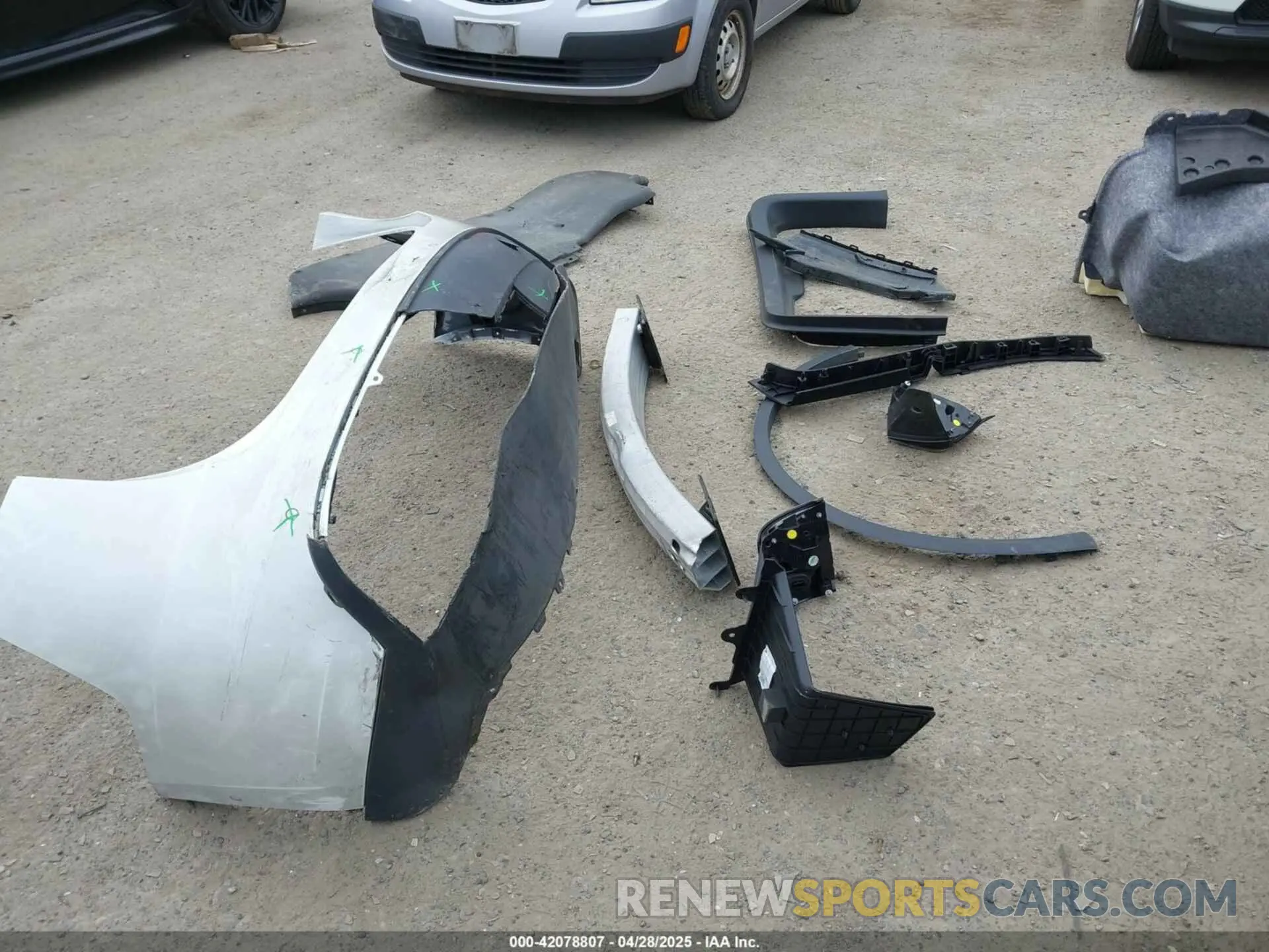 12 Photograph of a damaged car 5YJYGDEE6MF082883 TESLA MODEL Y 2021