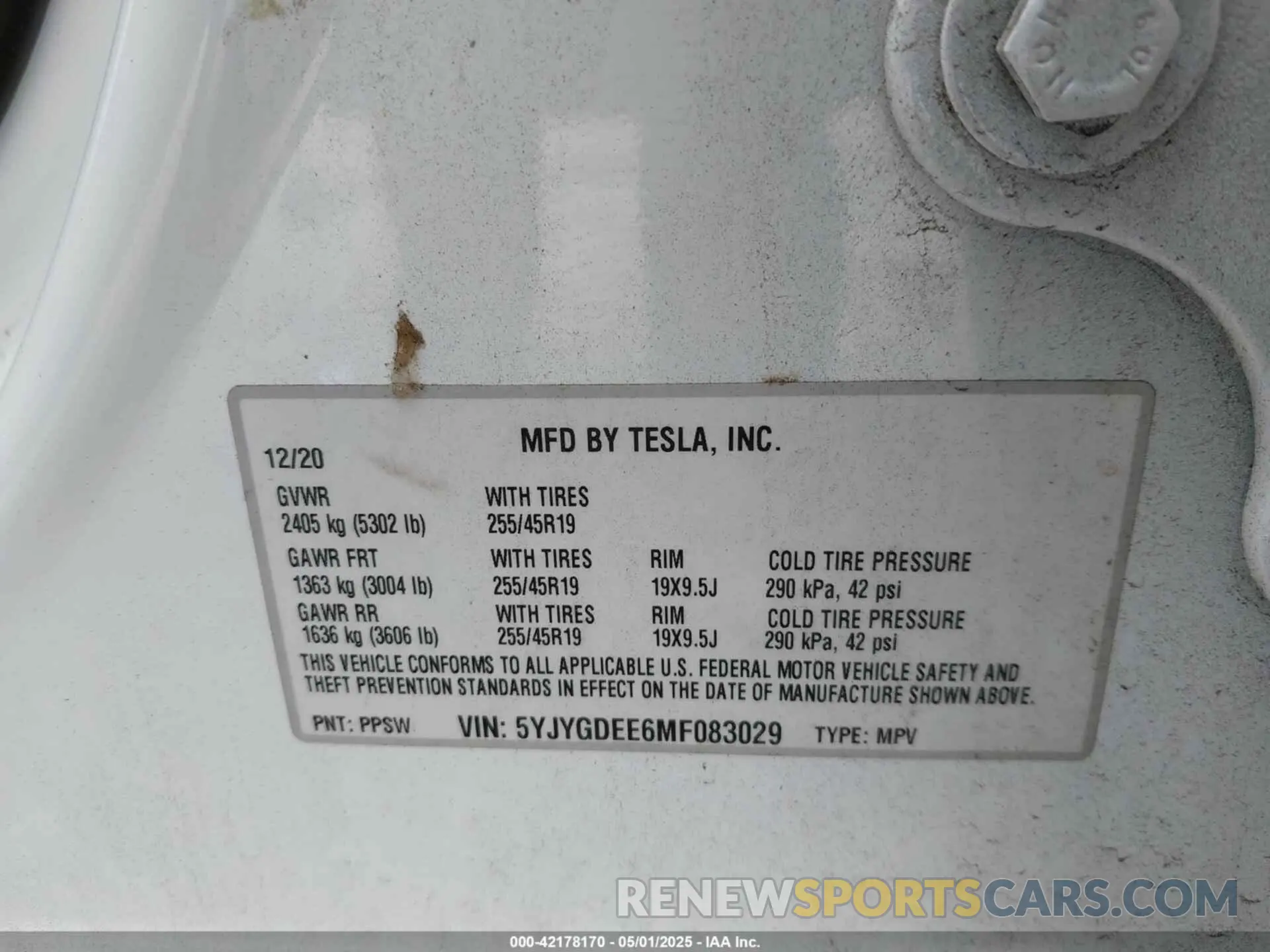9 Photograph of a damaged car 5YJYGDEE6MF083029 TESLA MODEL Y 2021