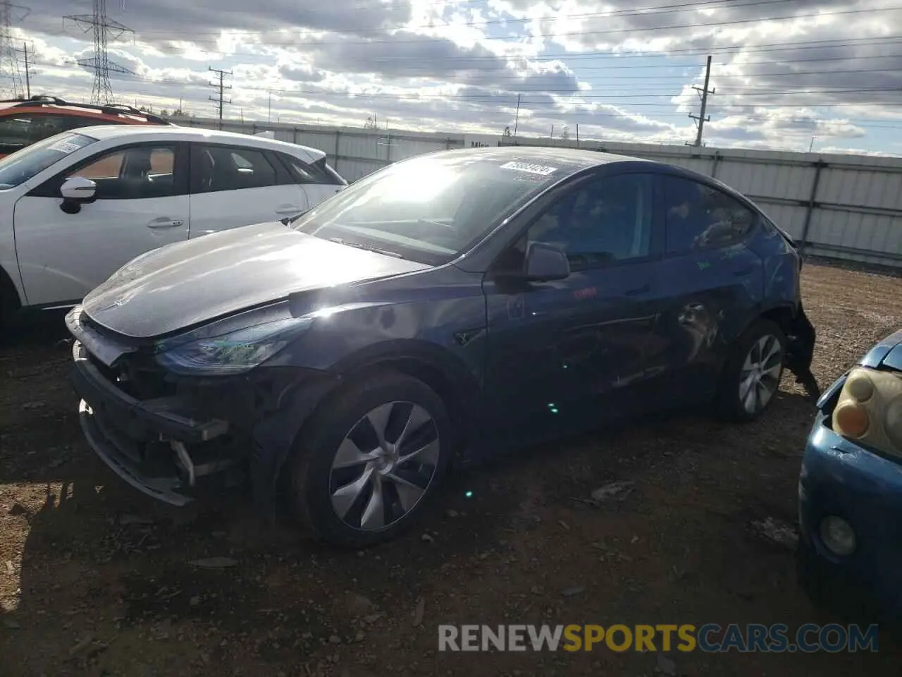 1 Photograph of a damaged car 5YJYGDEE6MF083323 TESLA MODEL Y 2021