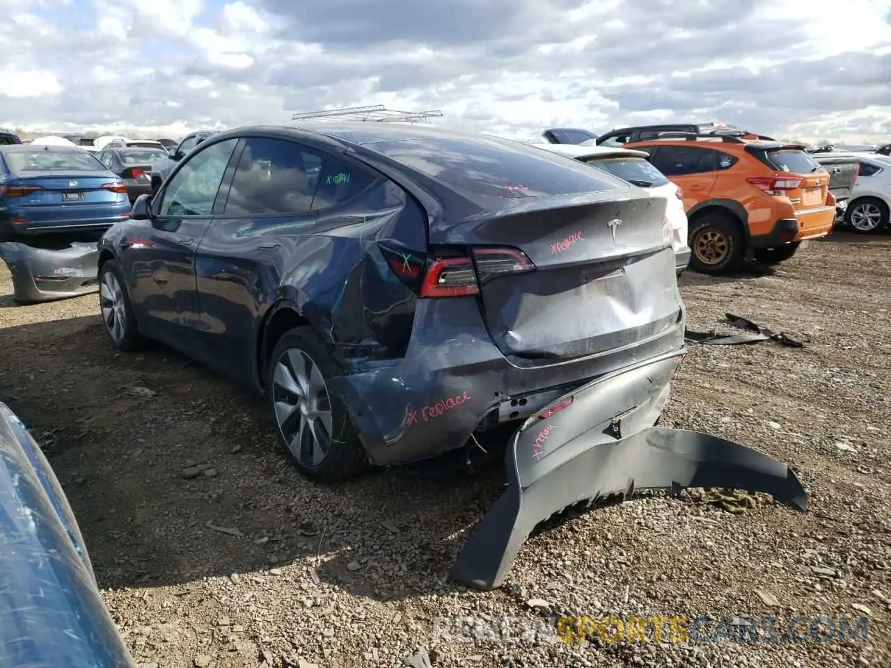 2 Photograph of a damaged car 5YJYGDEE6MF083323 TESLA MODEL Y 2021
