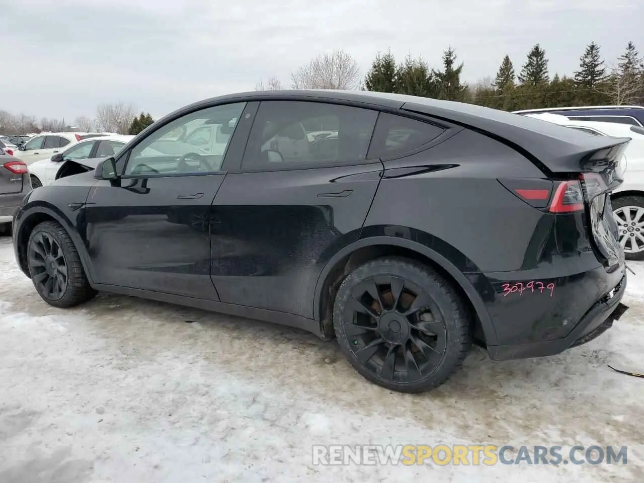 2 Photograph of a damaged car 5YJYGDEE6MF089008 TESLA MODEL Y 2021