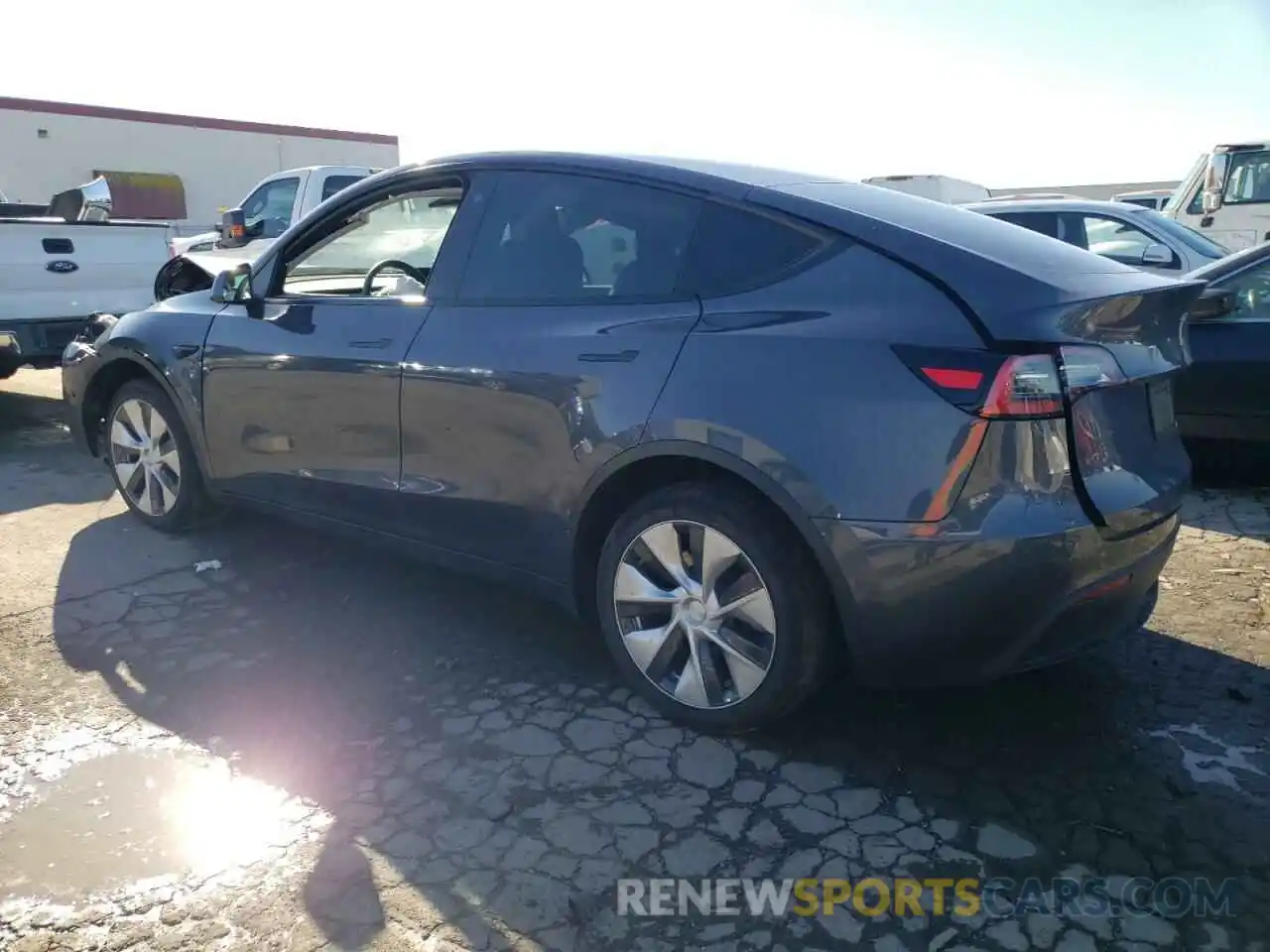 2 Photograph of a damaged car 5YJYGDEE6MF090823 TESLA MODEL Y 2021