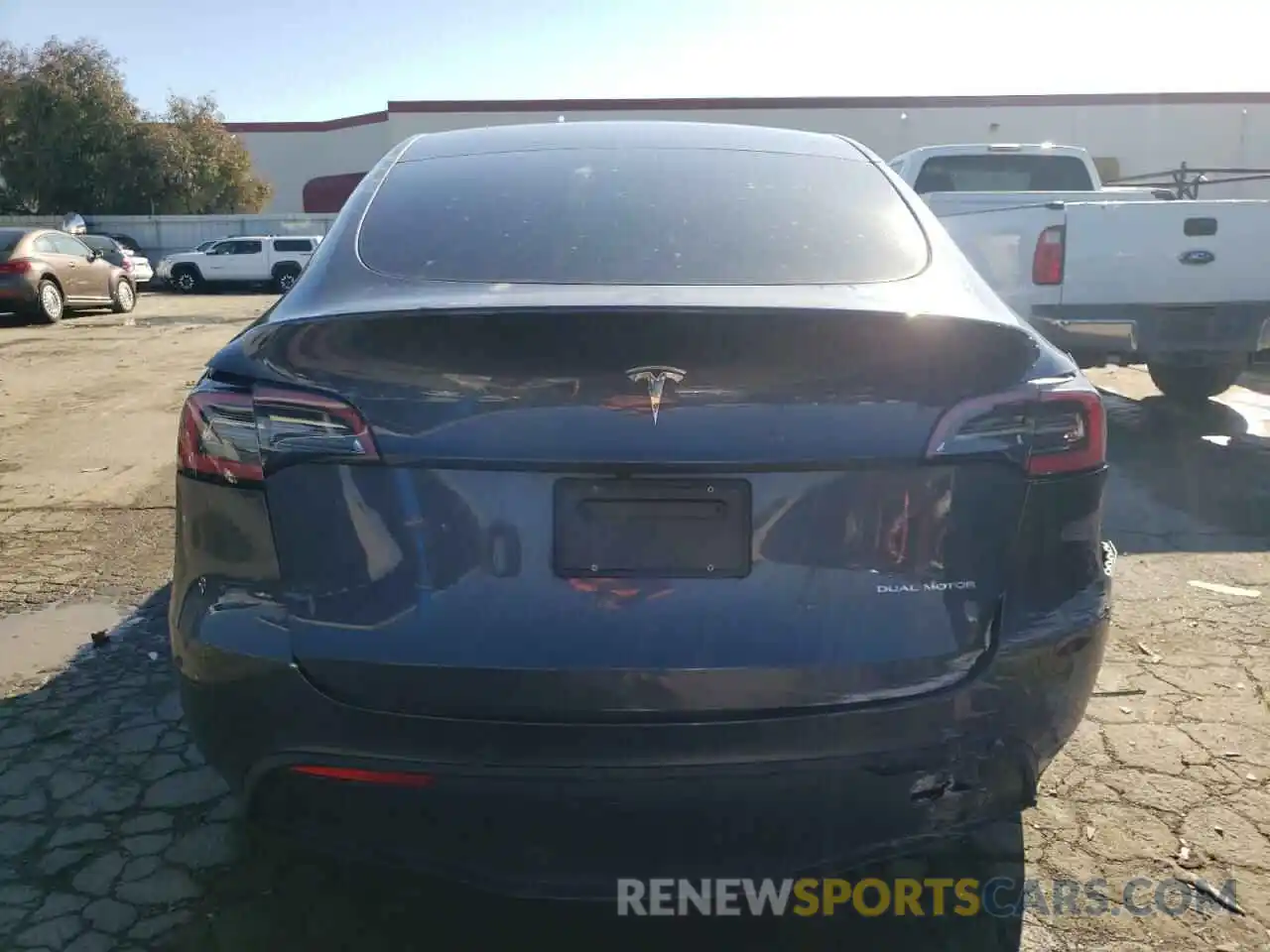 6 Photograph of a damaged car 5YJYGDEE6MF090823 TESLA MODEL Y 2021