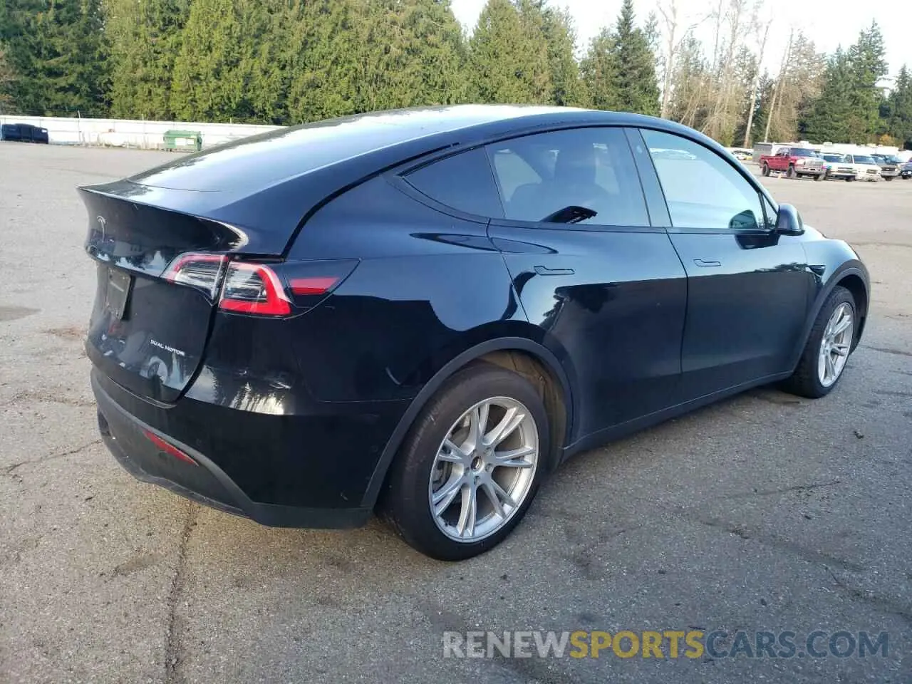3 Photograph of a damaged car 5YJYGDEE6MF091566 TESLA MODEL Y 2021
