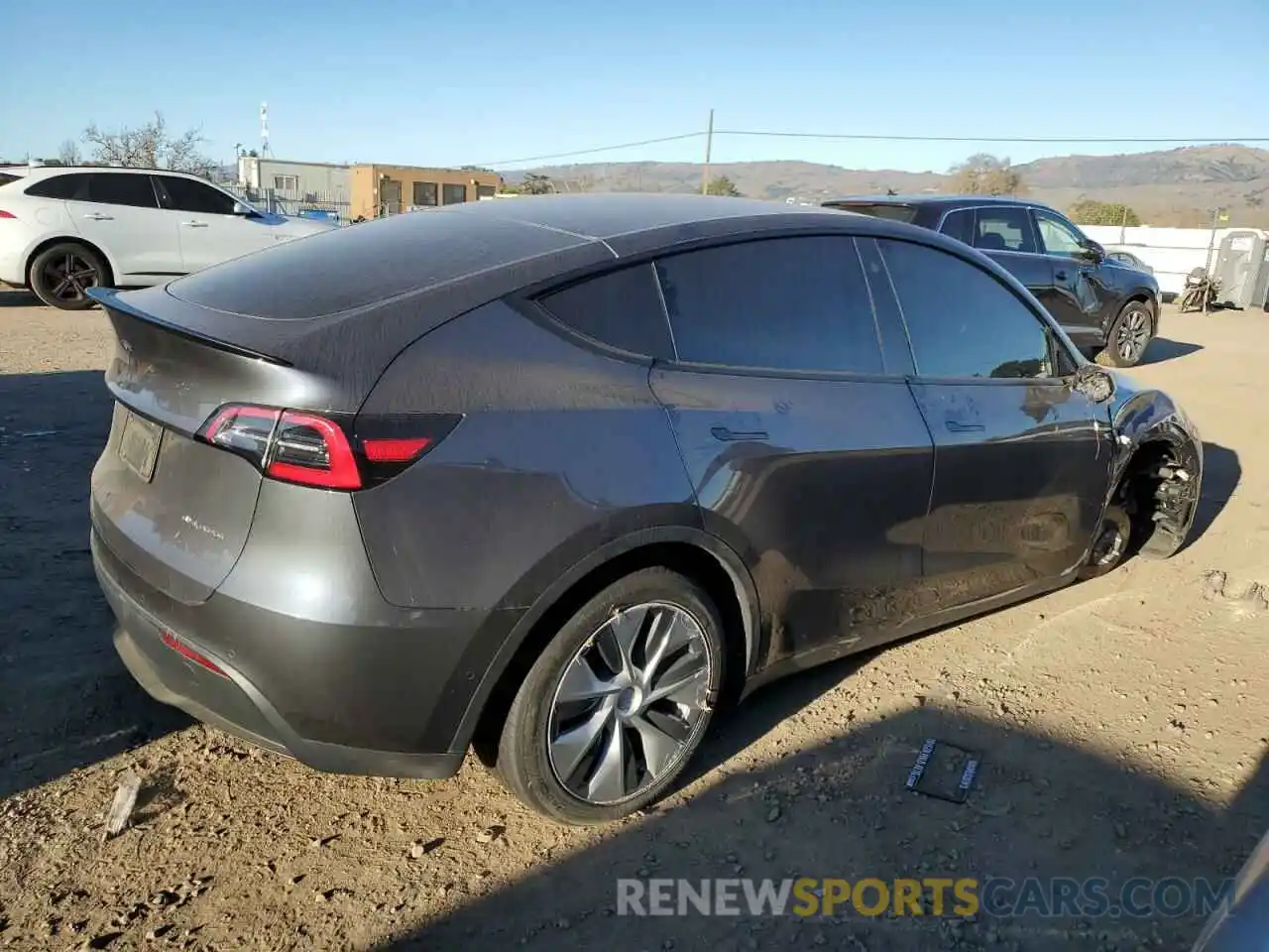 3 Photograph of a damaged car 5YJYGDEE6MF093494 TESLA MODEL Y 2021