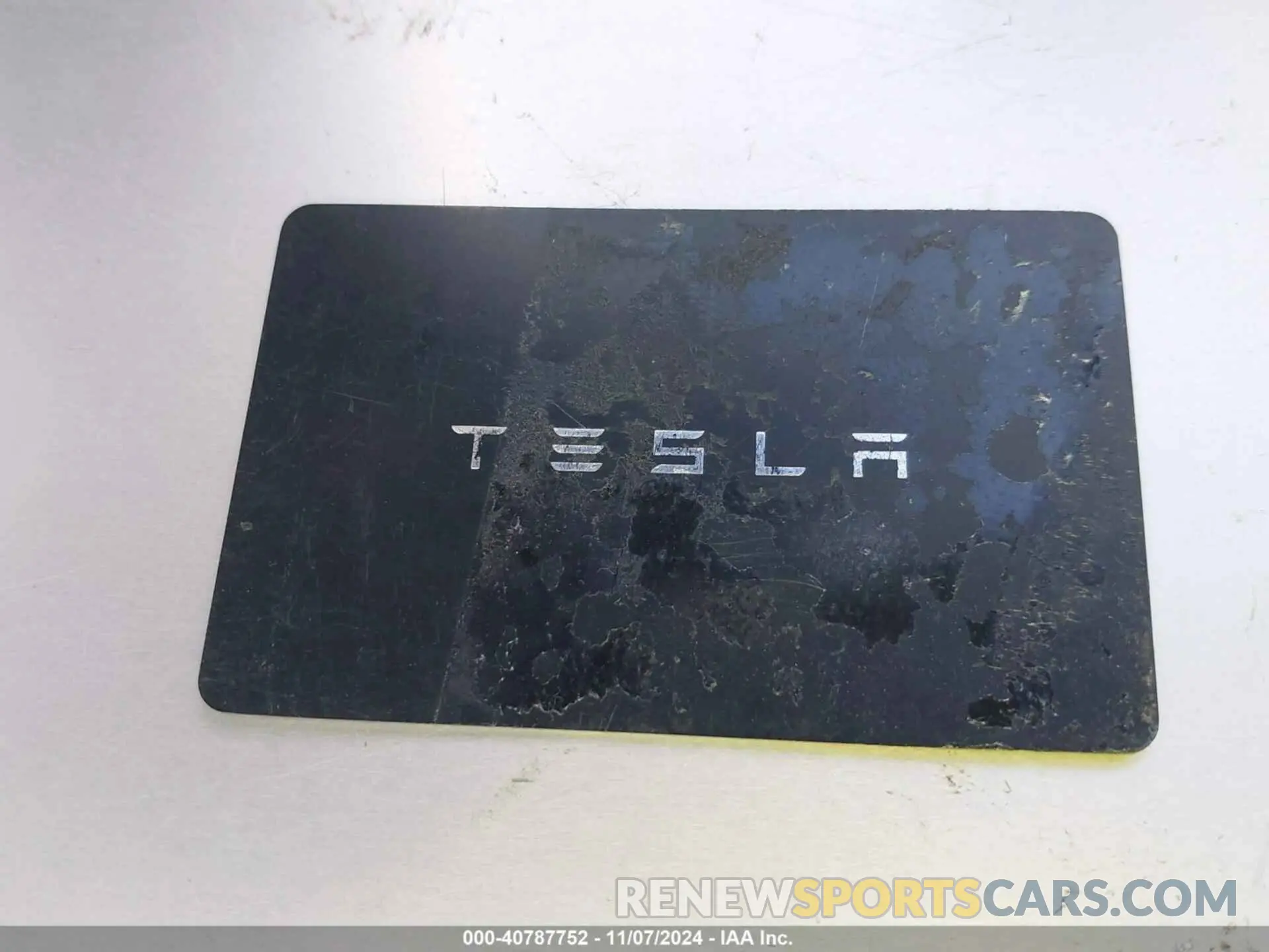 11 Photograph of a damaged car 5YJYGDEE6MF098324 TESLA MODEL Y 2021