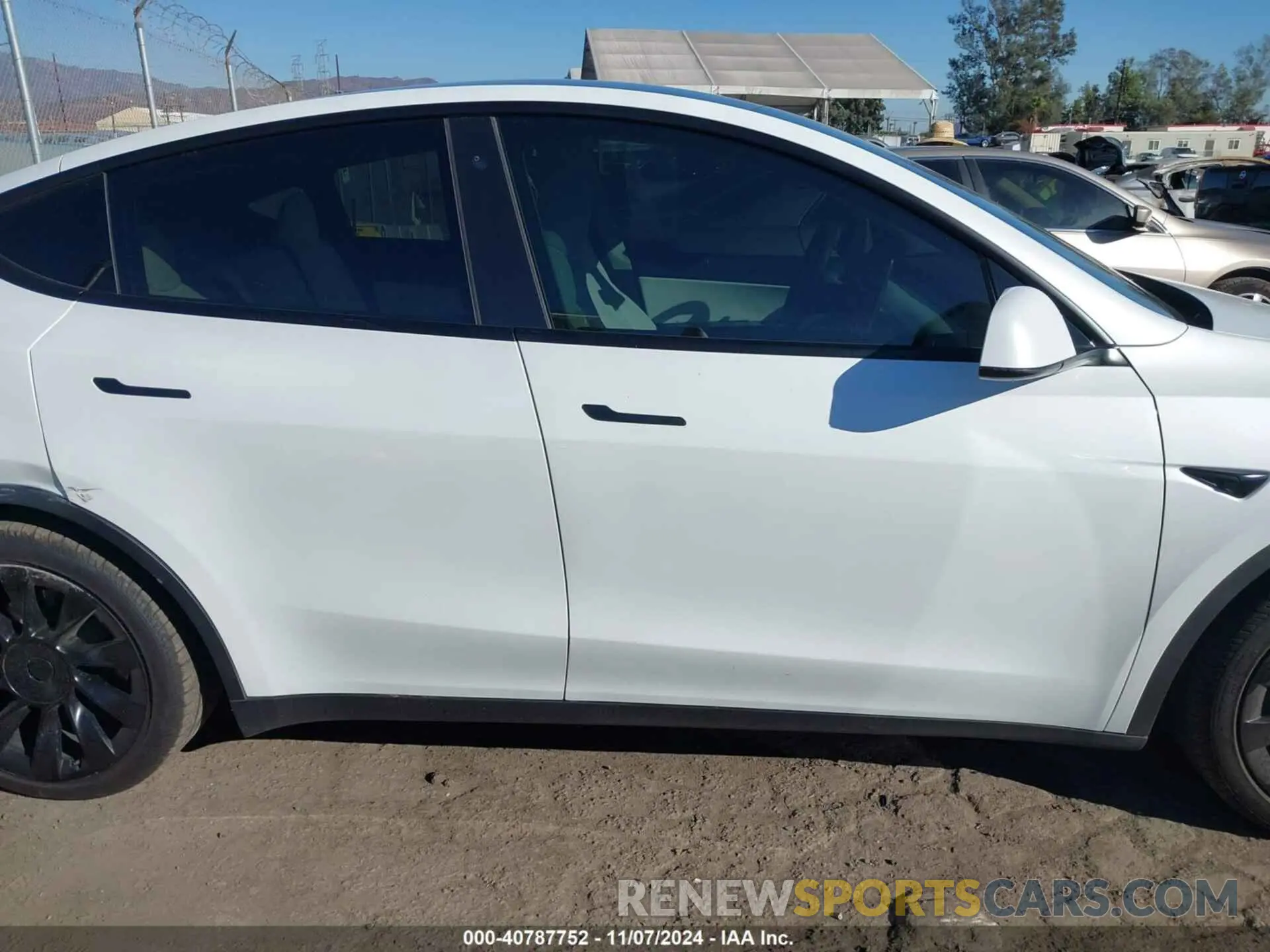 13 Photograph of a damaged car 5YJYGDEE6MF098324 TESLA MODEL Y 2021