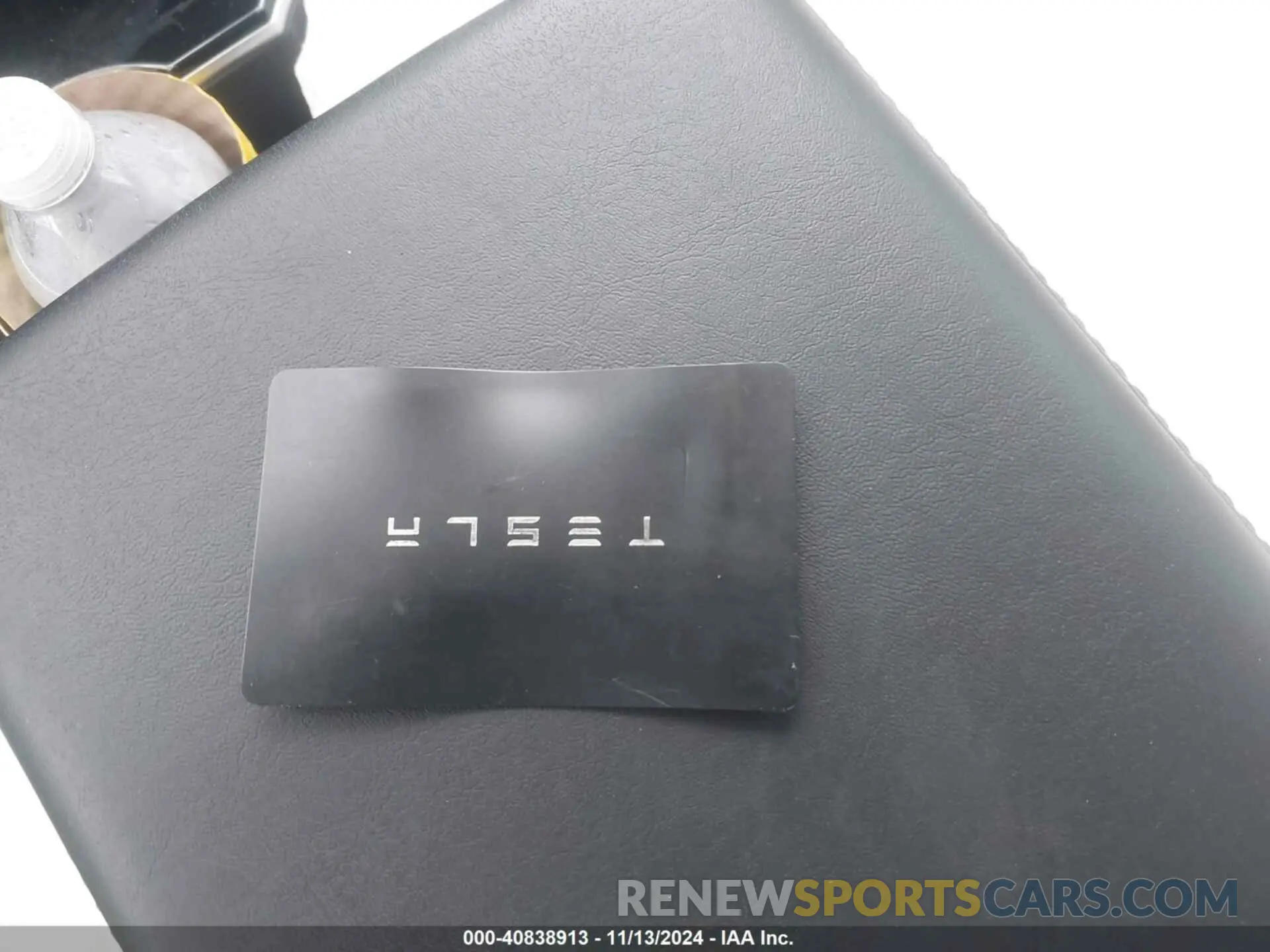 11 Photograph of a damaged car 5YJYGDEE6MF102873 TESLA MODEL Y 2021