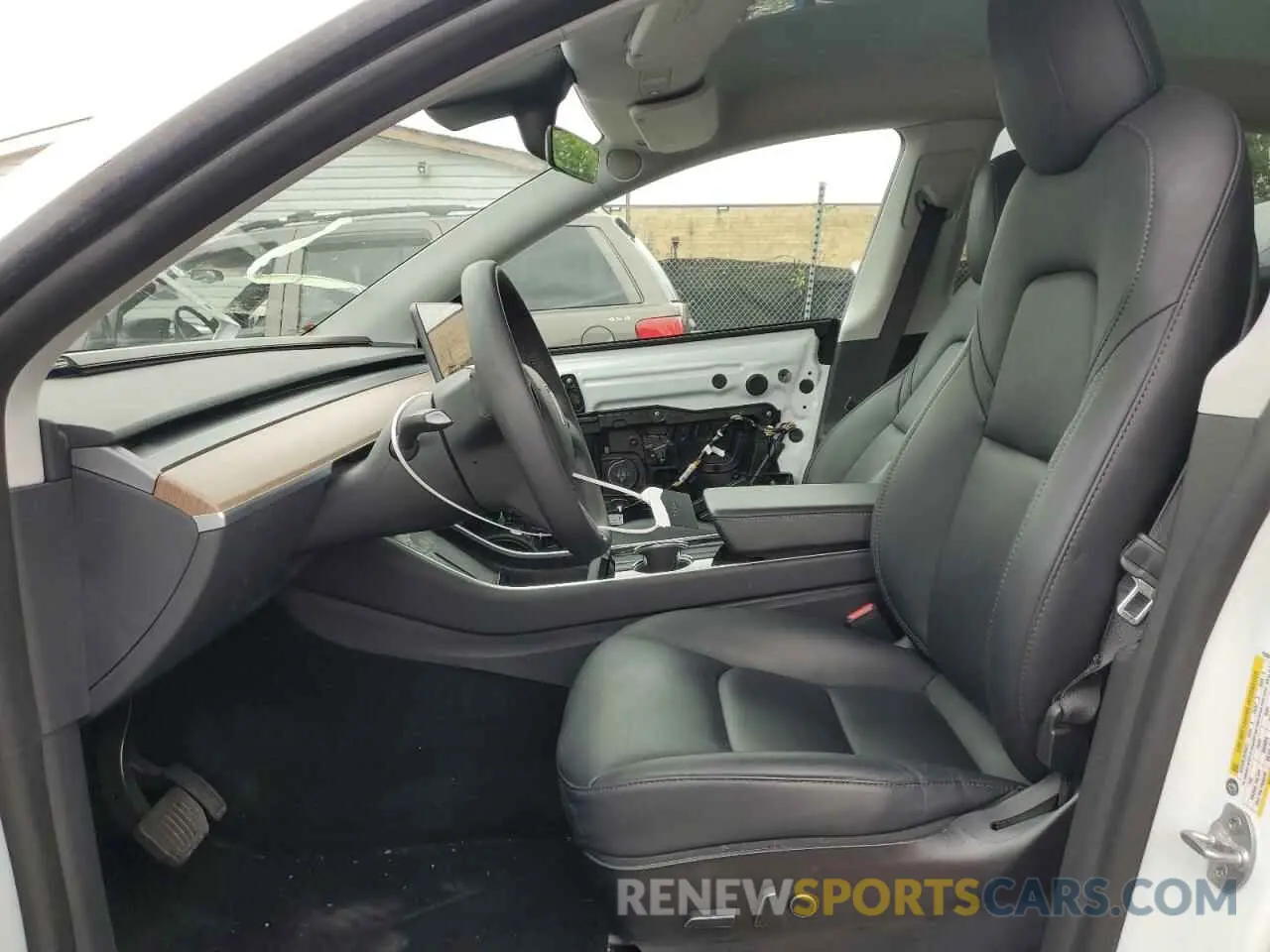 7 Photograph of a damaged car 5YJYGDEE6MF110066 TESLA MODEL Y 2021