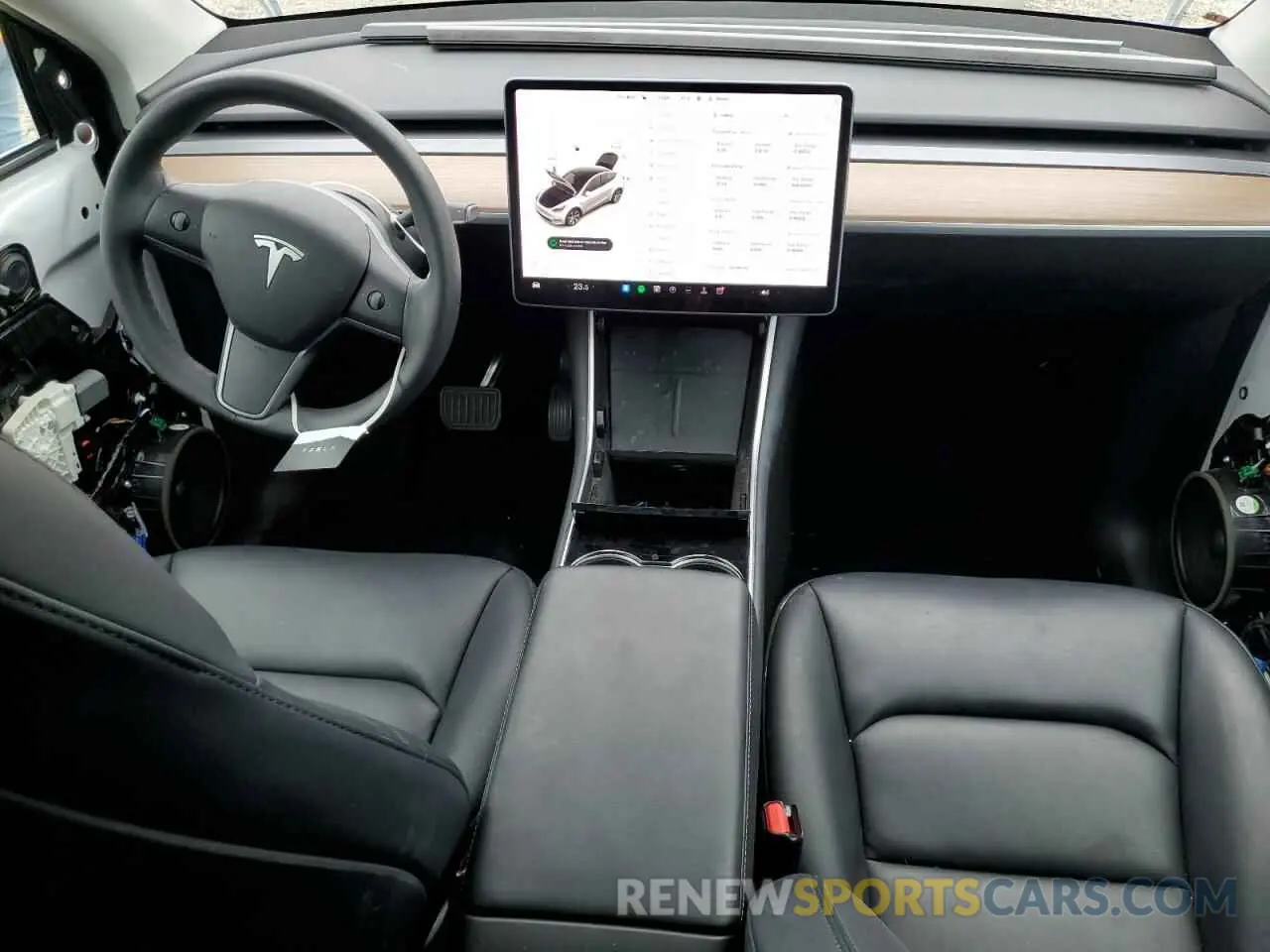 8 Photograph of a damaged car 5YJYGDEE6MF110066 TESLA MODEL Y 2021
