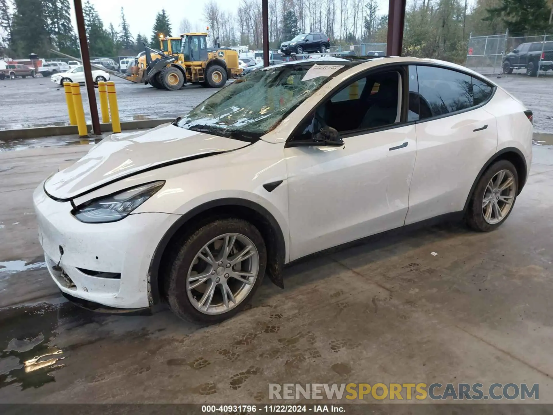 2 Photograph of a damaged car 5YJYGDEE6MF117891 TESLA MODEL Y 2021