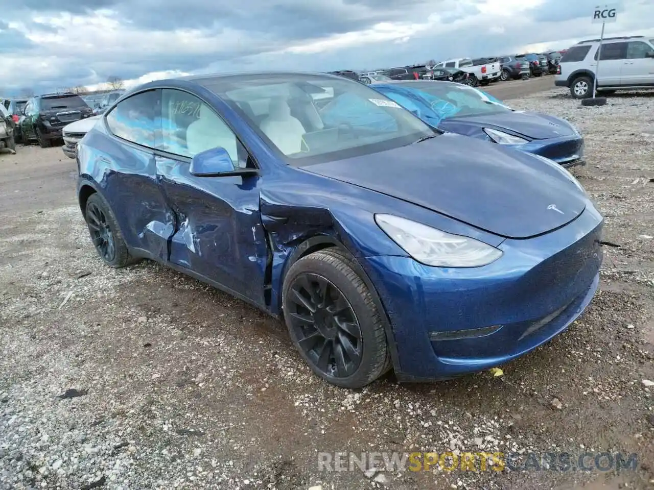 1 Photograph of a damaged car 5YJYGDEE6MF122816 TESLA MODEL Y 2021