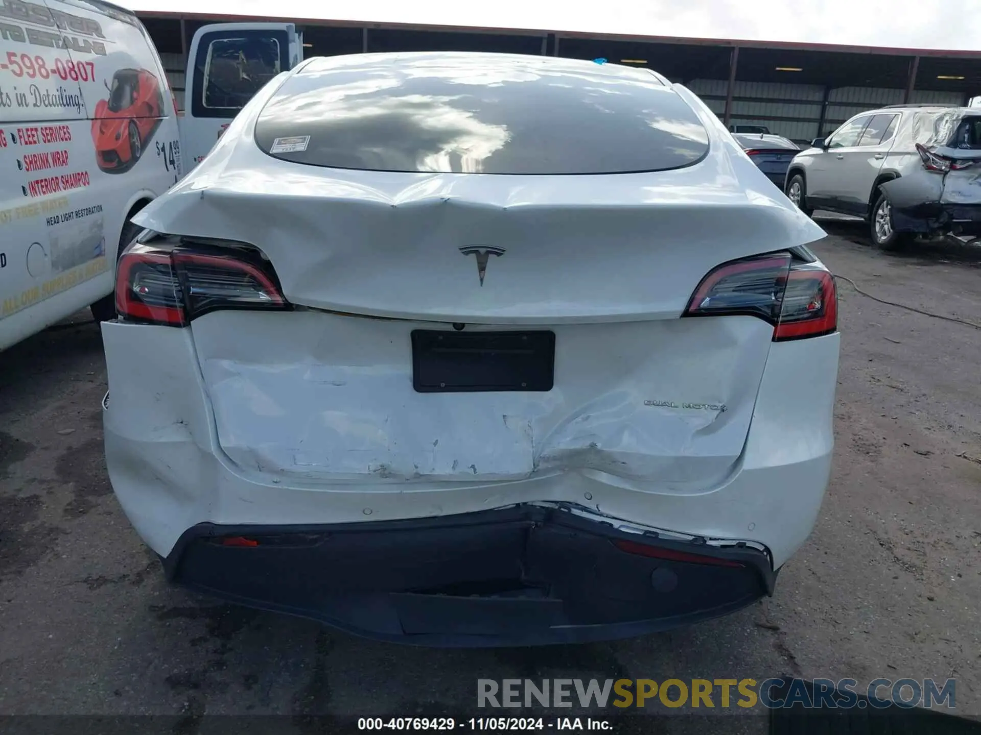 6 Photograph of a damaged car 5YJYGDEE6MF130088 TESLA MODEL Y 2021