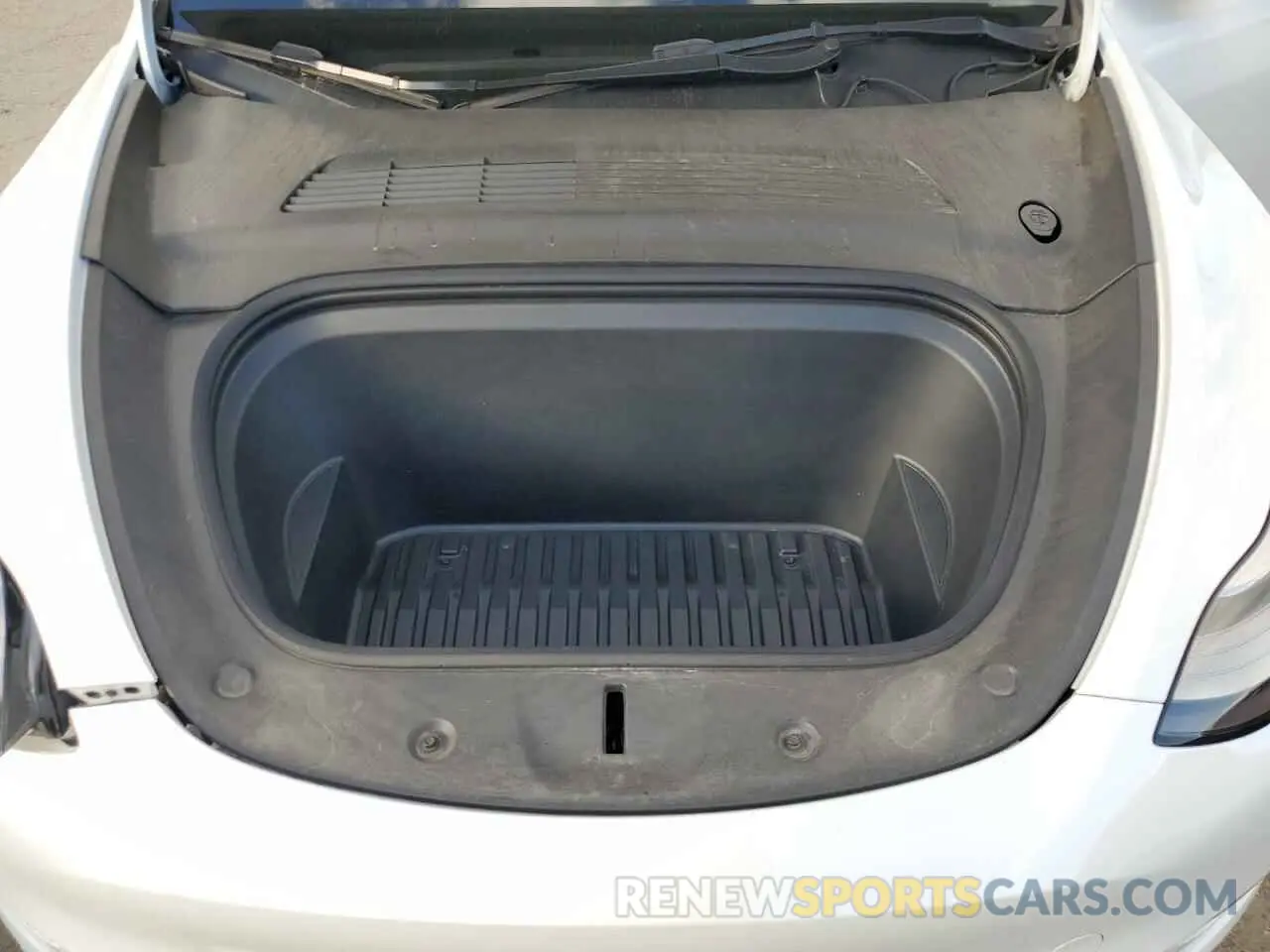 12 Photograph of a damaged car 5YJYGDEE6MF157999 TESLA MODEL Y 2021
