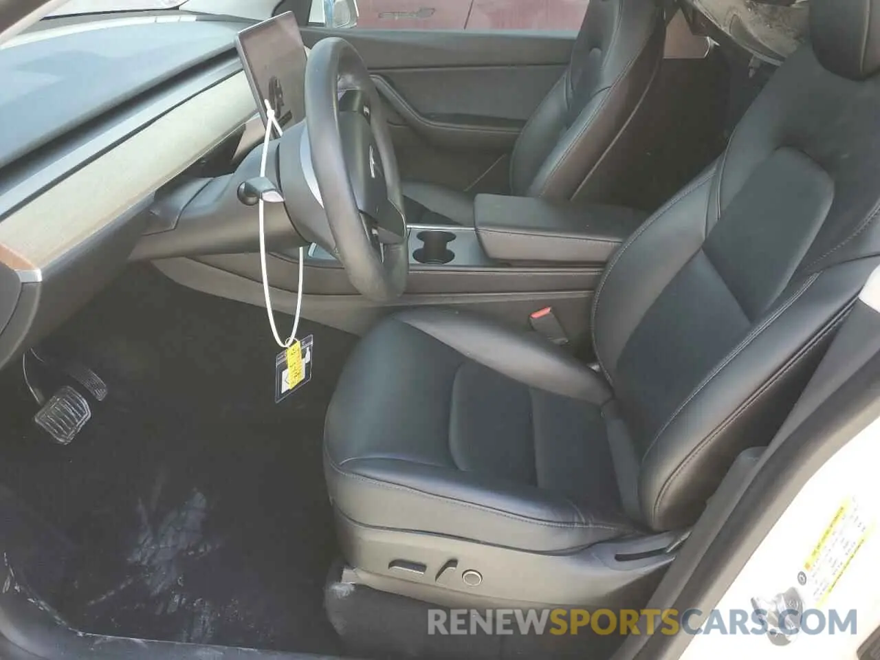 7 Photograph of a damaged car 5YJYGDEE6MF176357 TESLA MODEL Y 2021