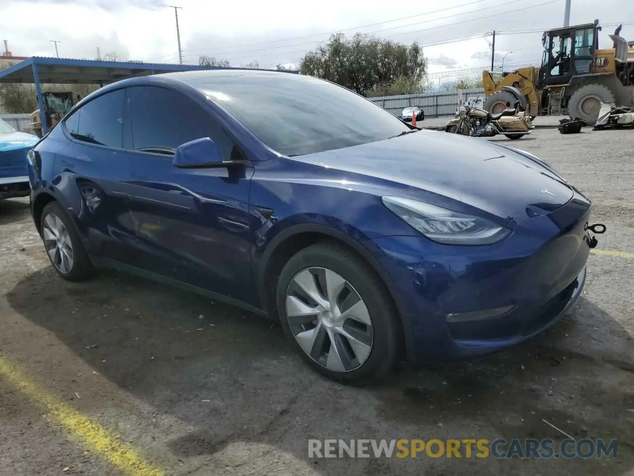 4 Photograph of a damaged car 5YJYGDEE6MF182384 TESLA MODEL Y 2021