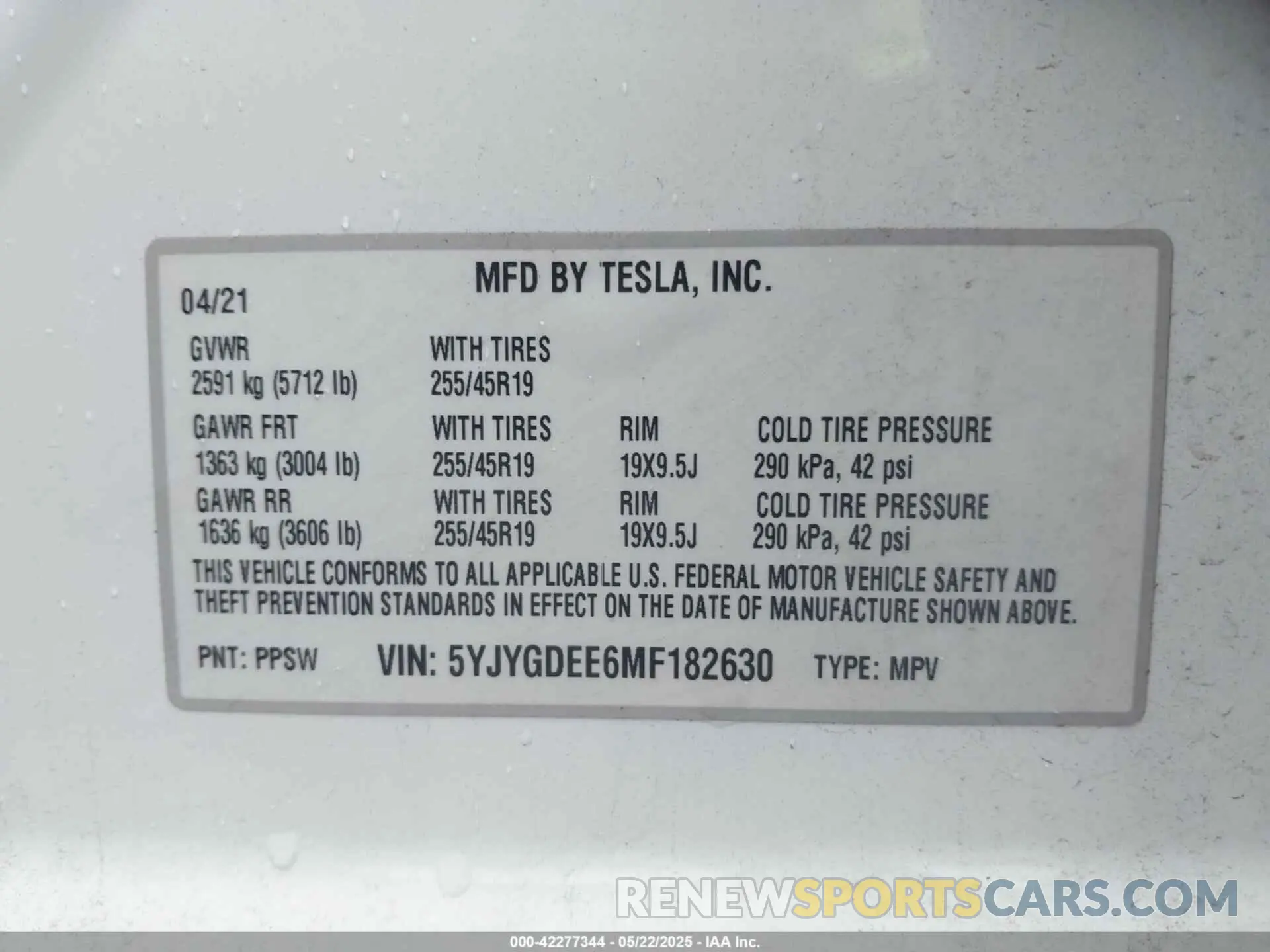 9 Photograph of a damaged car 5YJYGDEE6MF182630 TESLA MODEL Y 2021