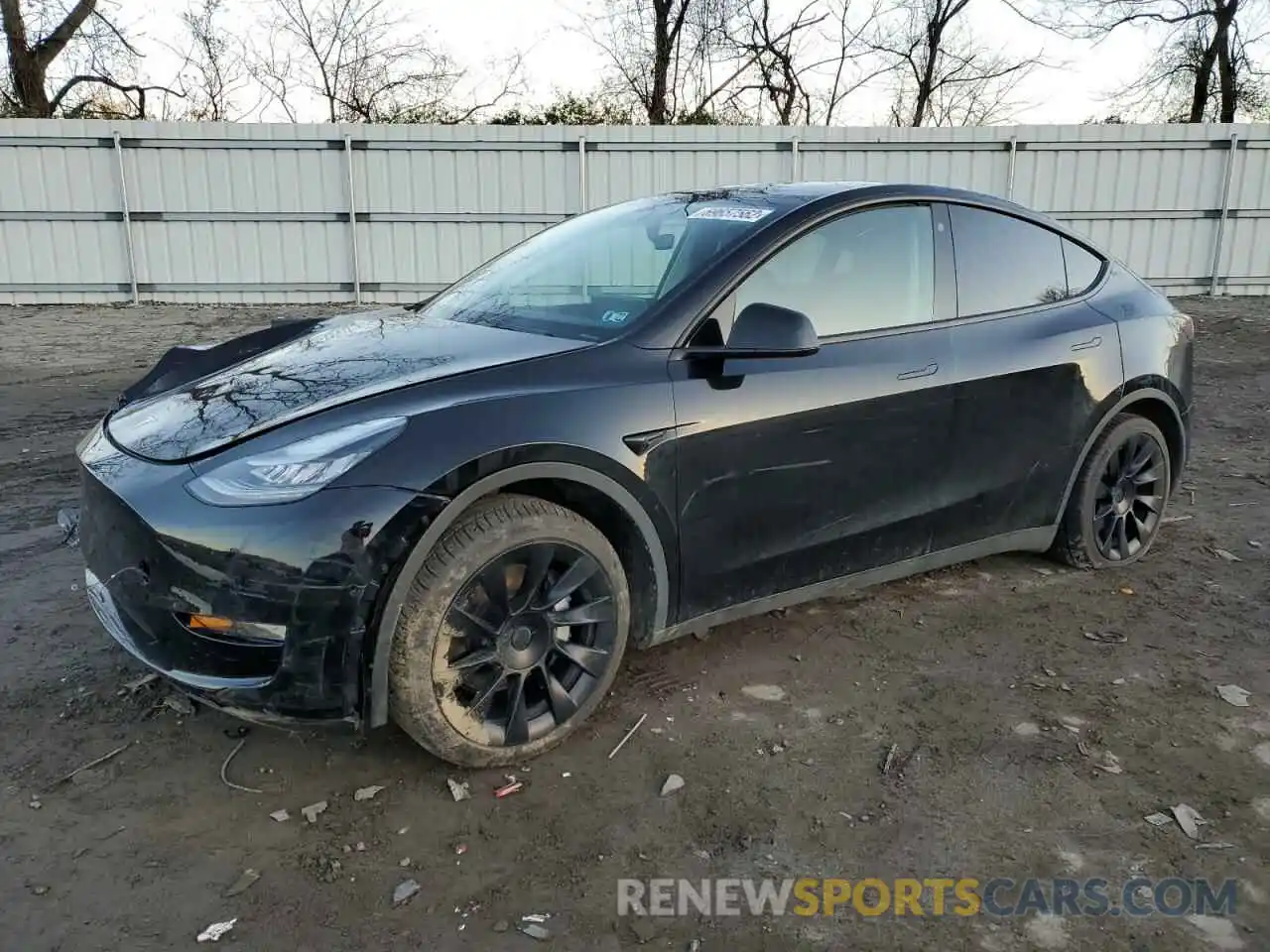 1 Photograph of a damaged car 5YJYGDEE6MF185365 TESLA MODEL Y 2021