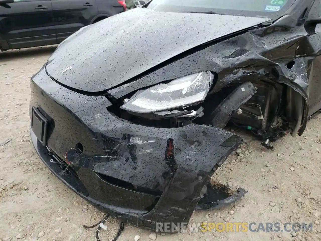 9 Photograph of a damaged car 5YJYGDEE6MF186631 TESLA MODEL Y 2021