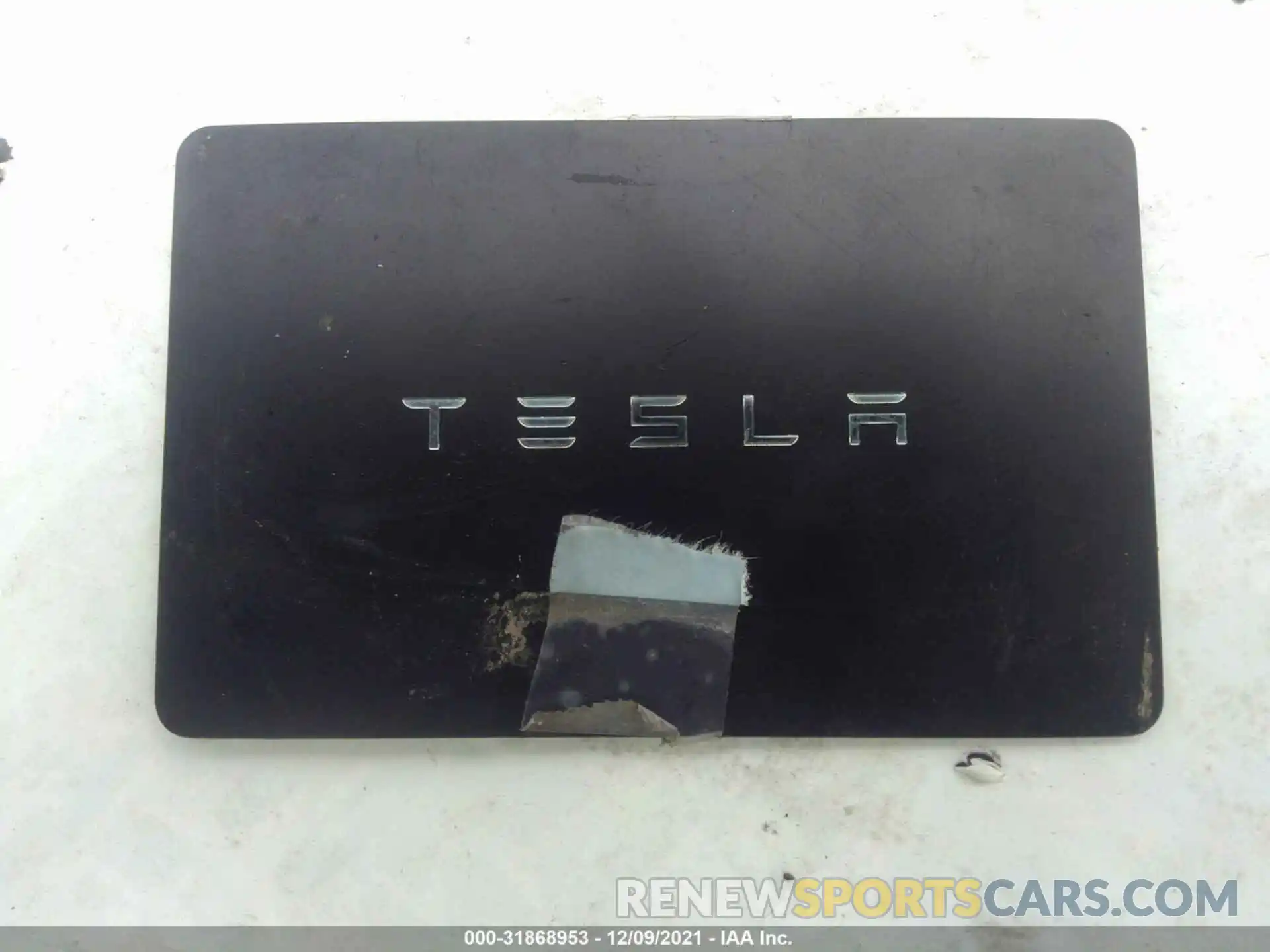 11 Photograph of a damaged car 5YJYGDEE6MF199623 TESLA MODEL Y 2021