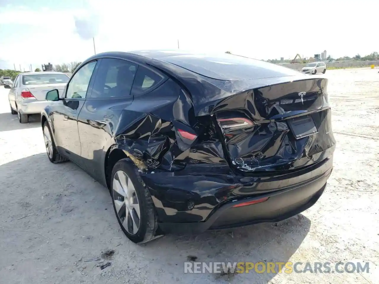 9 Photograph of a damaged car 5YJYGDEE6MF201435 TESLA MODEL Y 2021