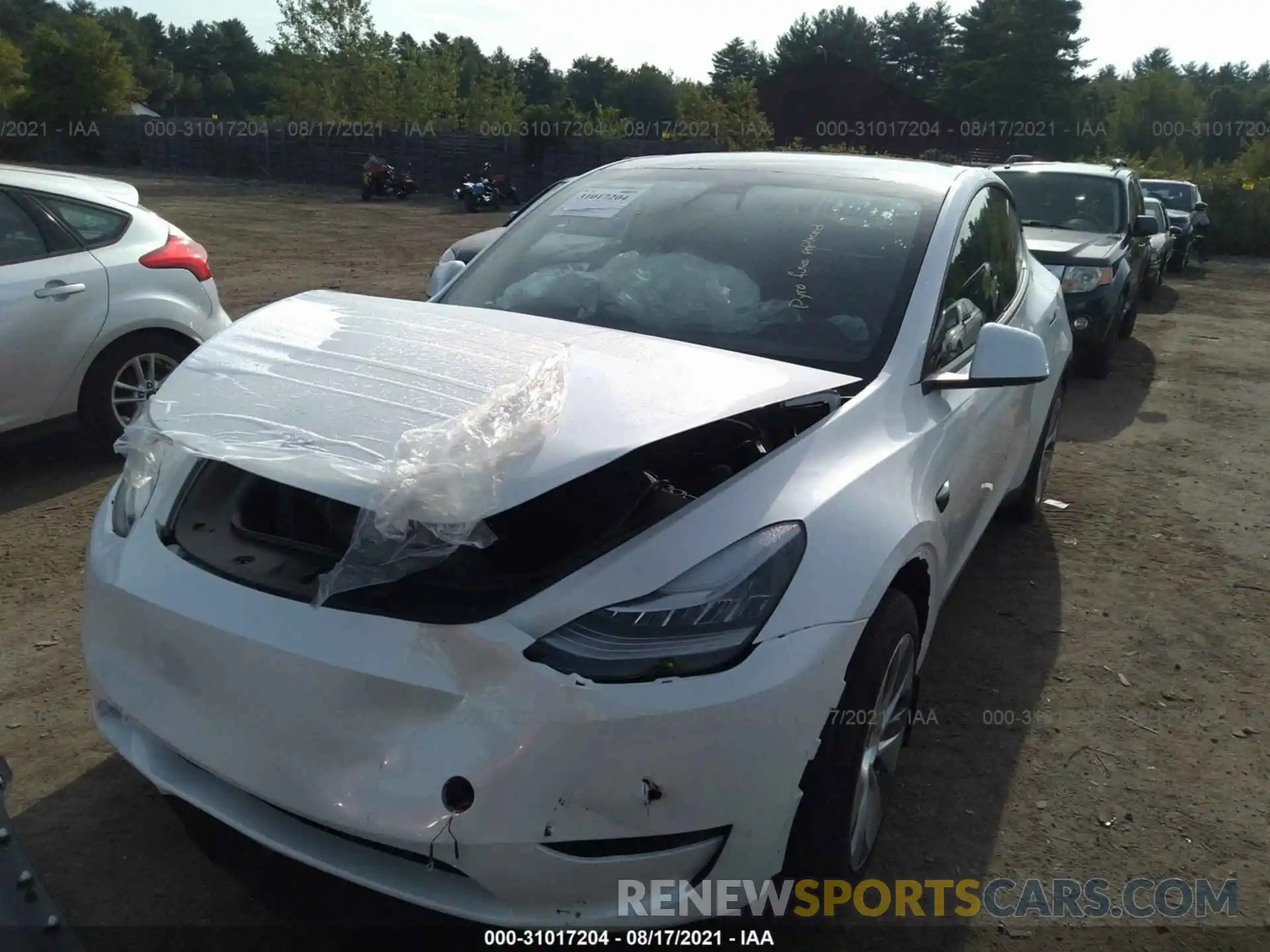 2 Photograph of a damaged car 5YJYGDEE6MF202973 TESLA MODEL Y 2021