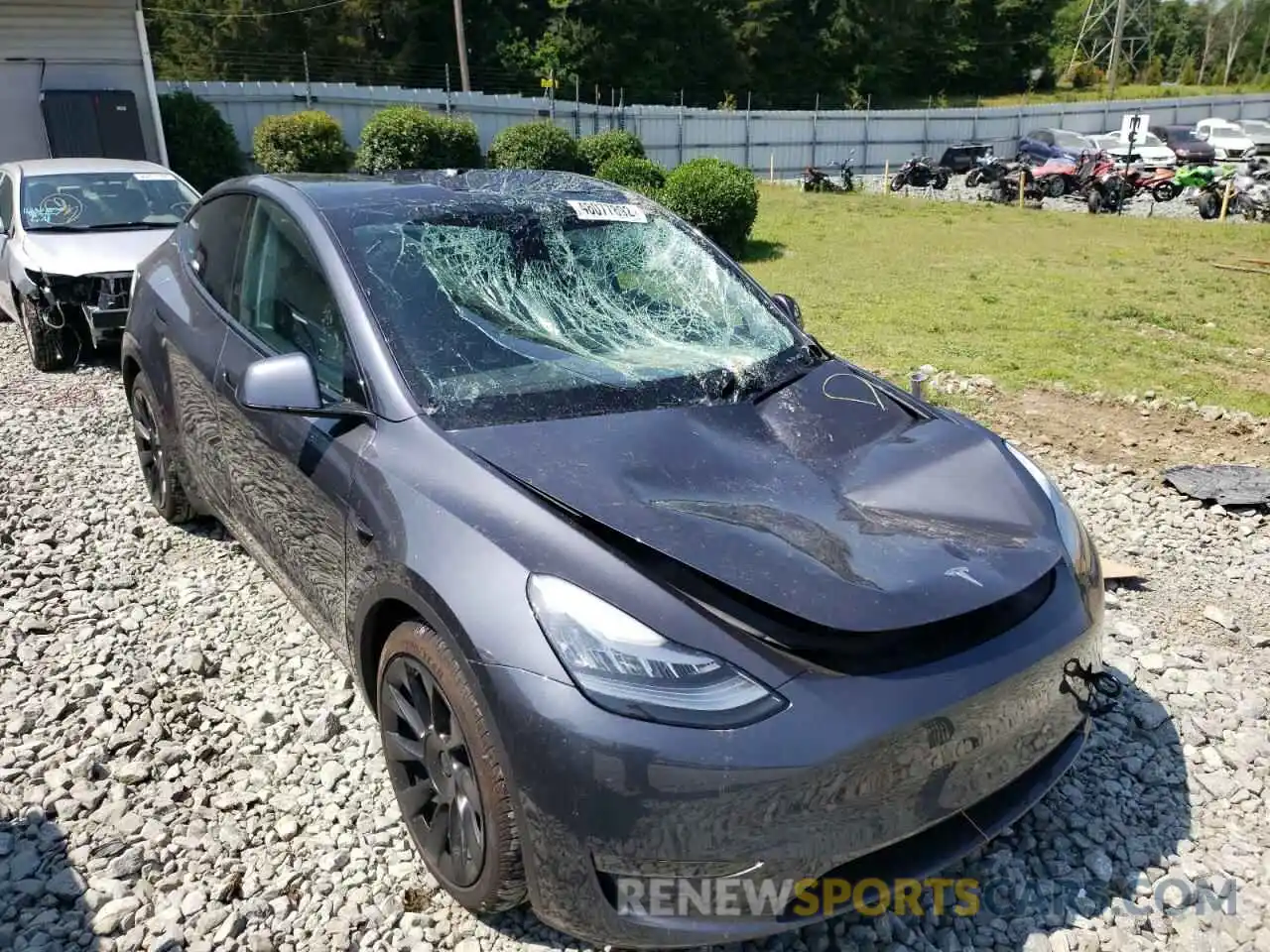 9 Photograph of a damaged car 5YJYGDEE6MF203752 TESLA MODEL Y 2021