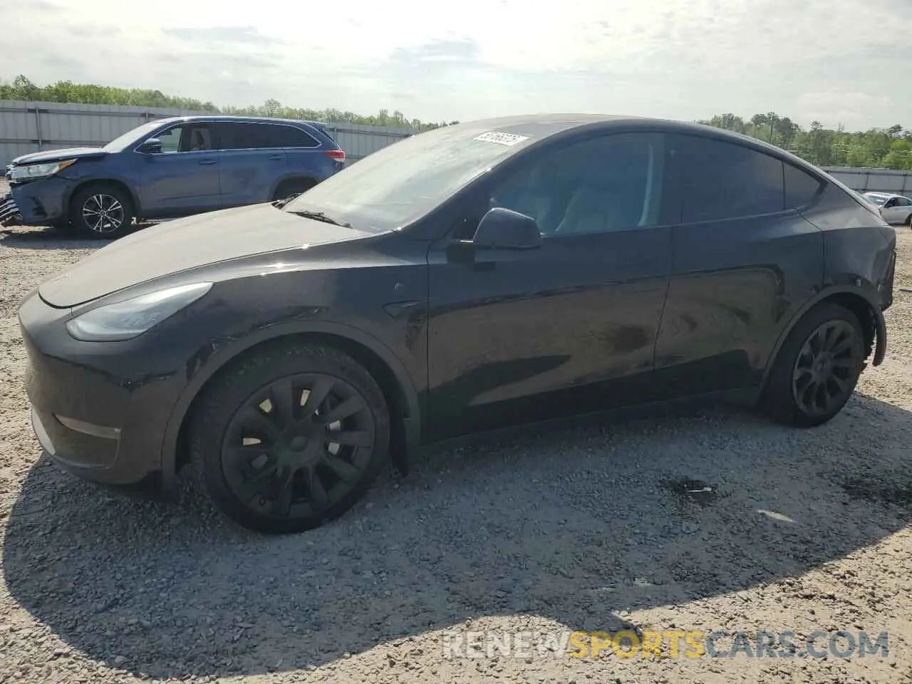 1 Photograph of a damaged car 5YJYGDEE6MF203959 TESLA MODEL Y 2021