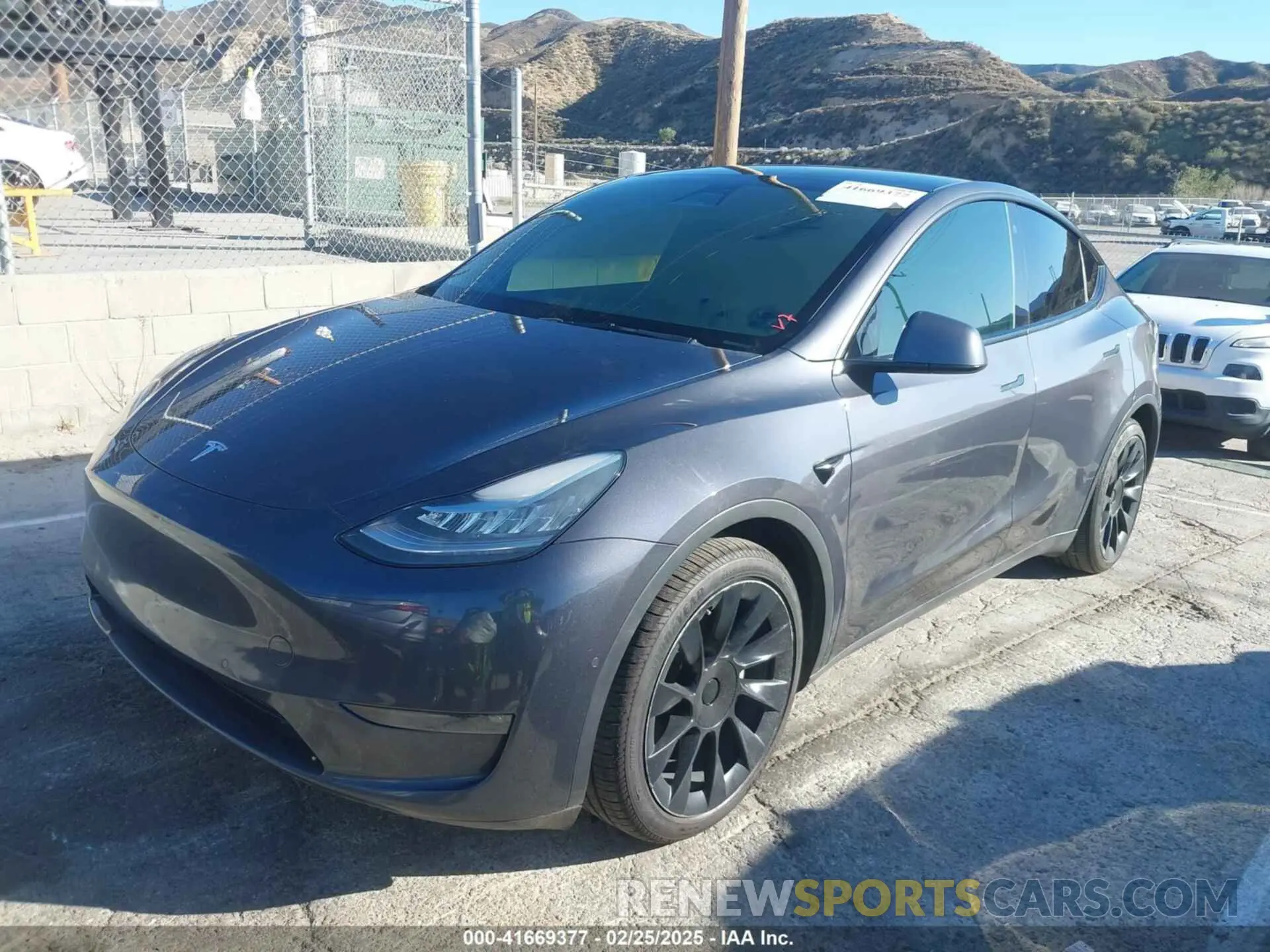 2 Photograph of a damaged car 5YJYGDEE6MF217229 TESLA MODEL Y 2021
