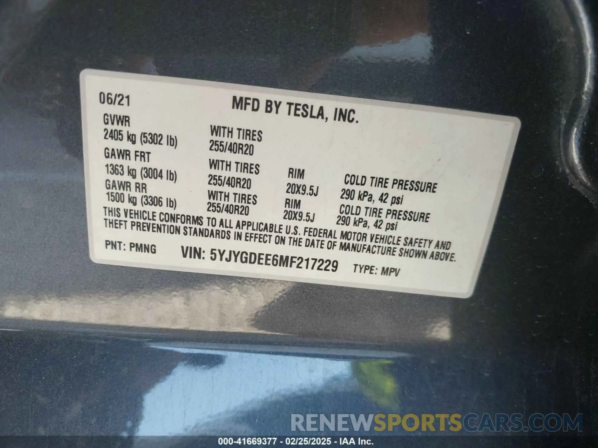 9 Photograph of a damaged car 5YJYGDEE6MF217229 TESLA MODEL Y 2021