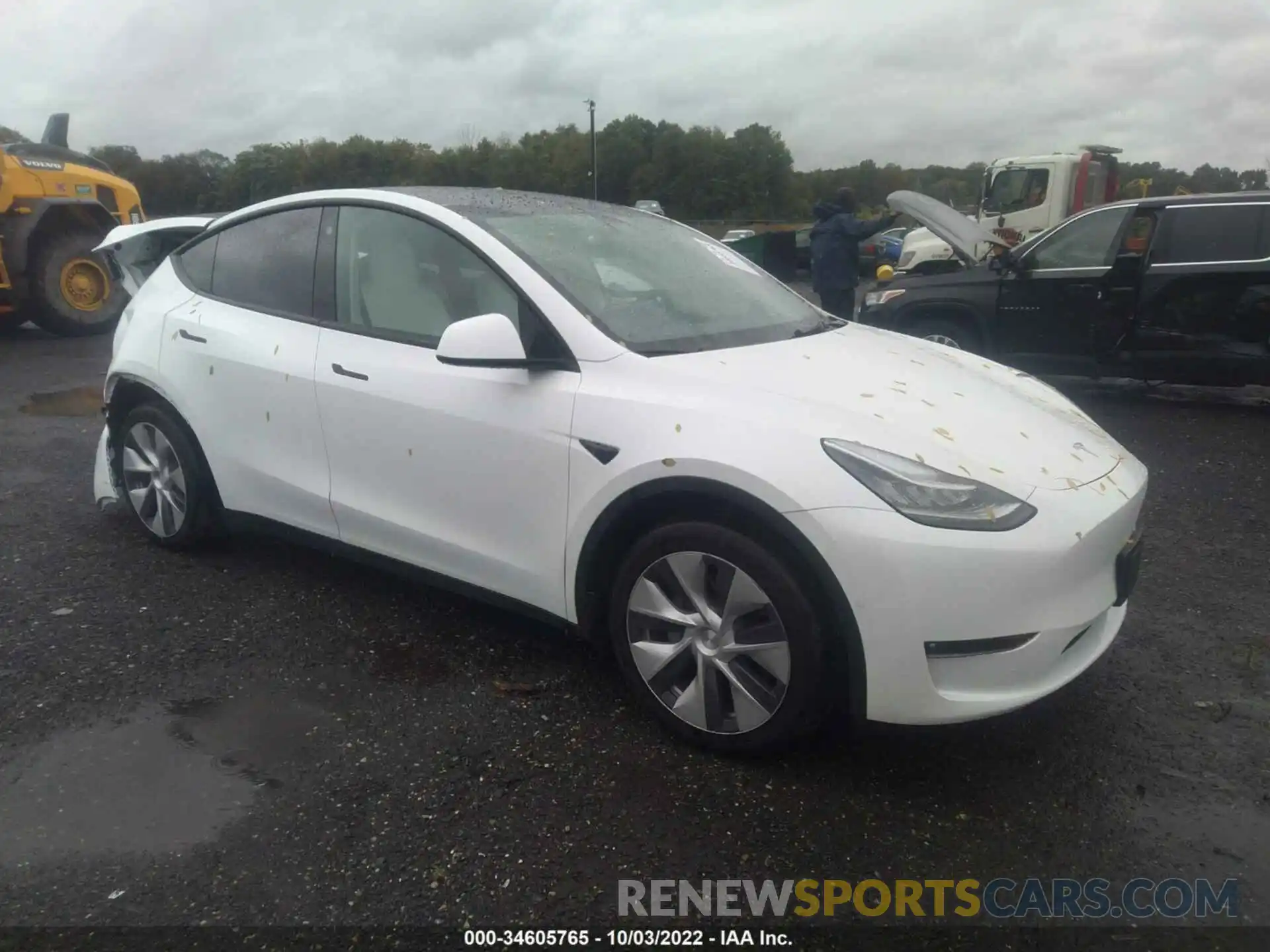 1 Photograph of a damaged car 5YJYGDEE6MF230966 TESLA MODEL Y 2021