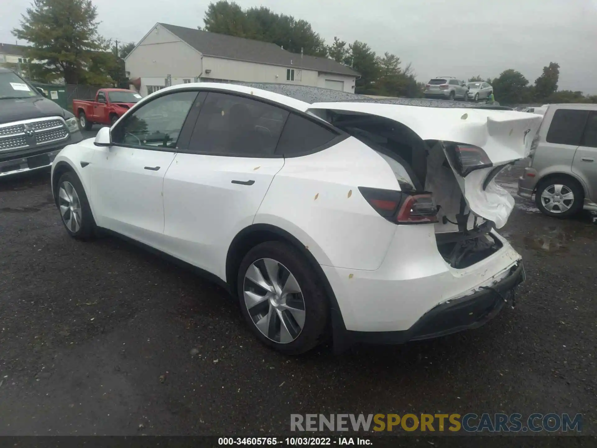 3 Photograph of a damaged car 5YJYGDEE6MF230966 TESLA MODEL Y 2021