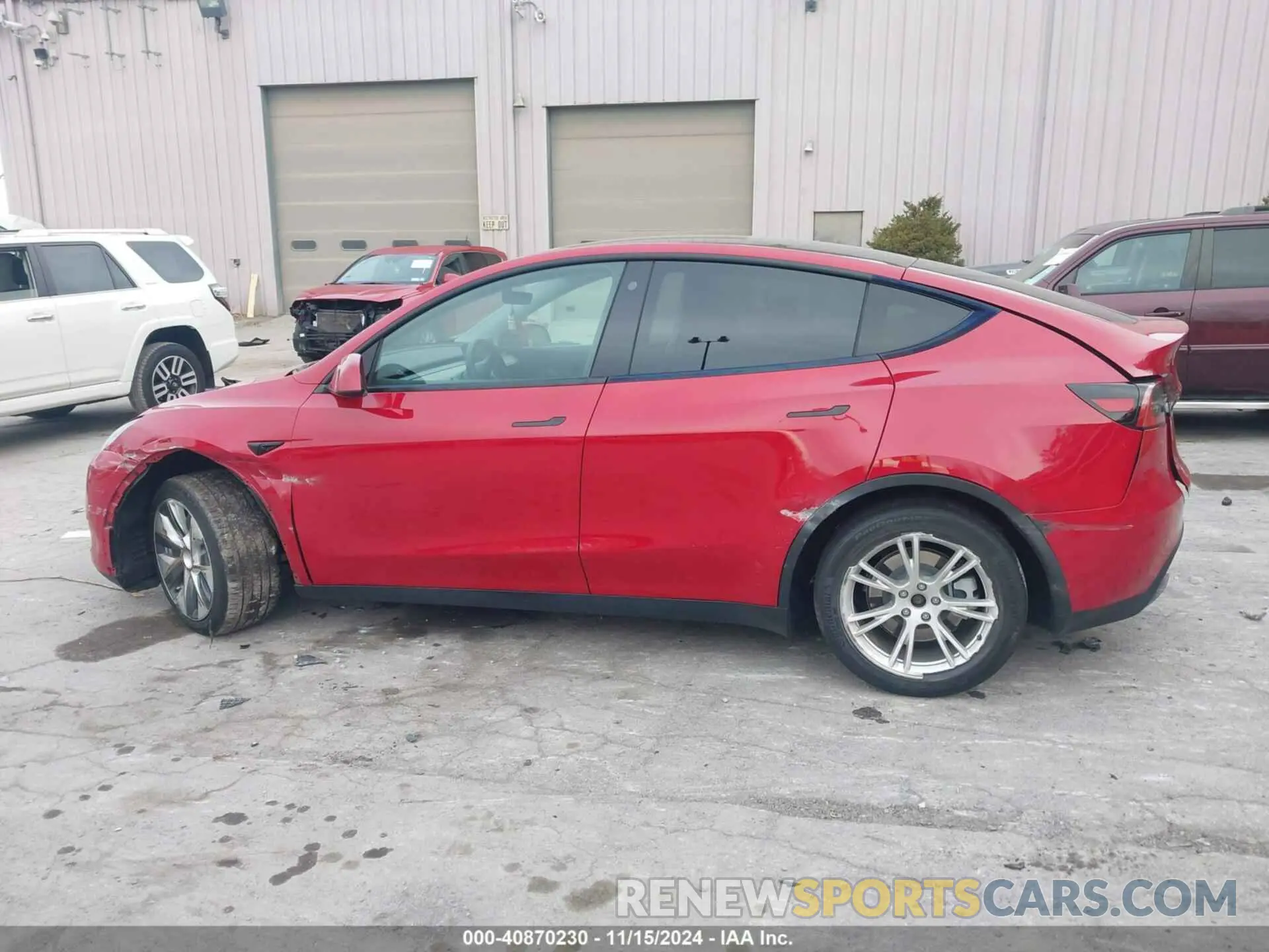 14 Photograph of a damaged car 5YJYGDEE6MF234421 TESLA MODEL Y 2021