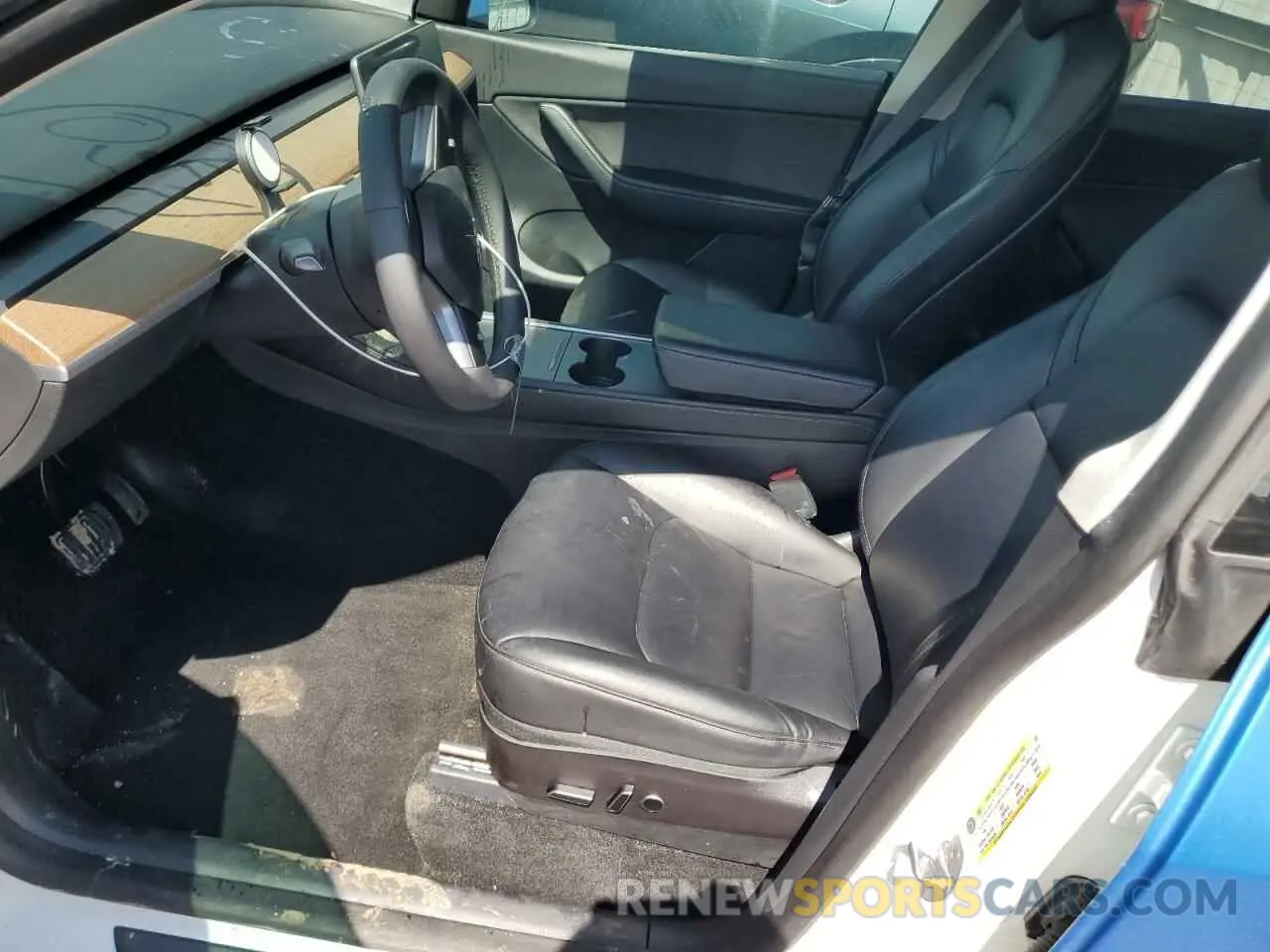 7 Photograph of a damaged car 5YJYGDEE6MF239571 TESLA MODEL Y 2021