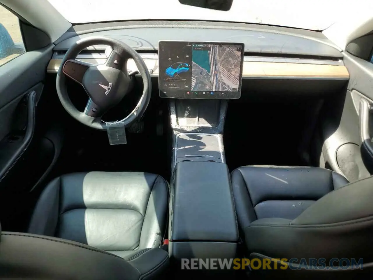 8 Photograph of a damaged car 5YJYGDEE6MF239571 TESLA MODEL Y 2021